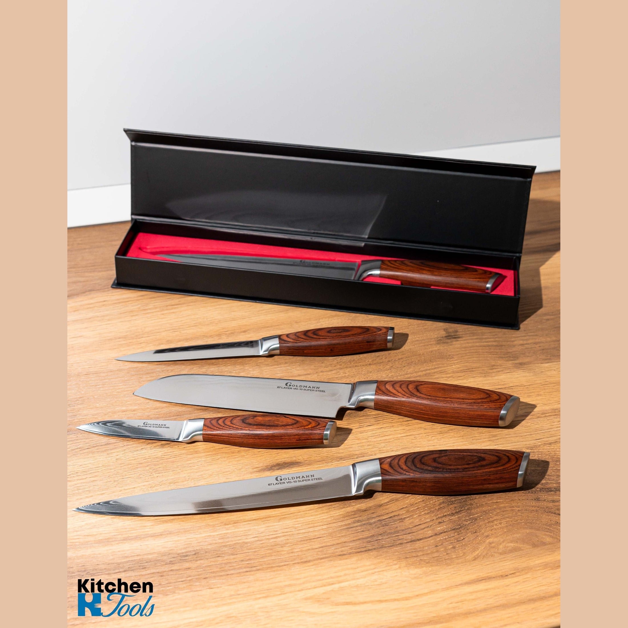 Cuțit profesional DAMASC, VG10, 67 Straturi, maner lemn