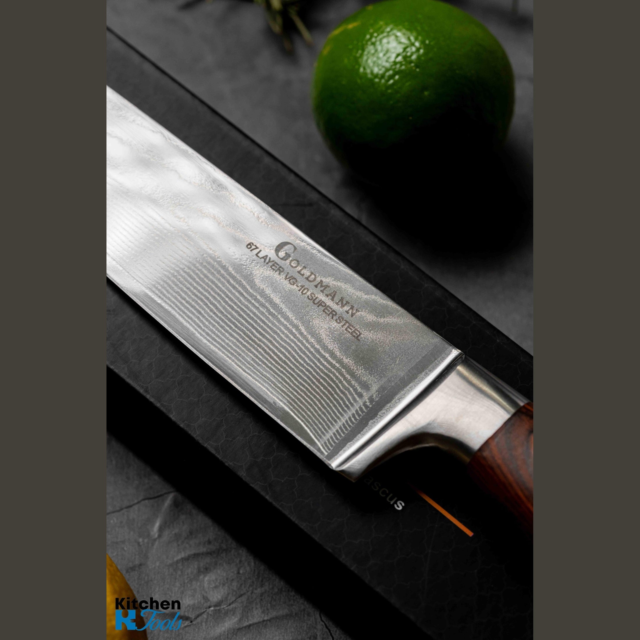 Cuțit profesional DAMASC, VG10, 67 Straturi, maner lemn