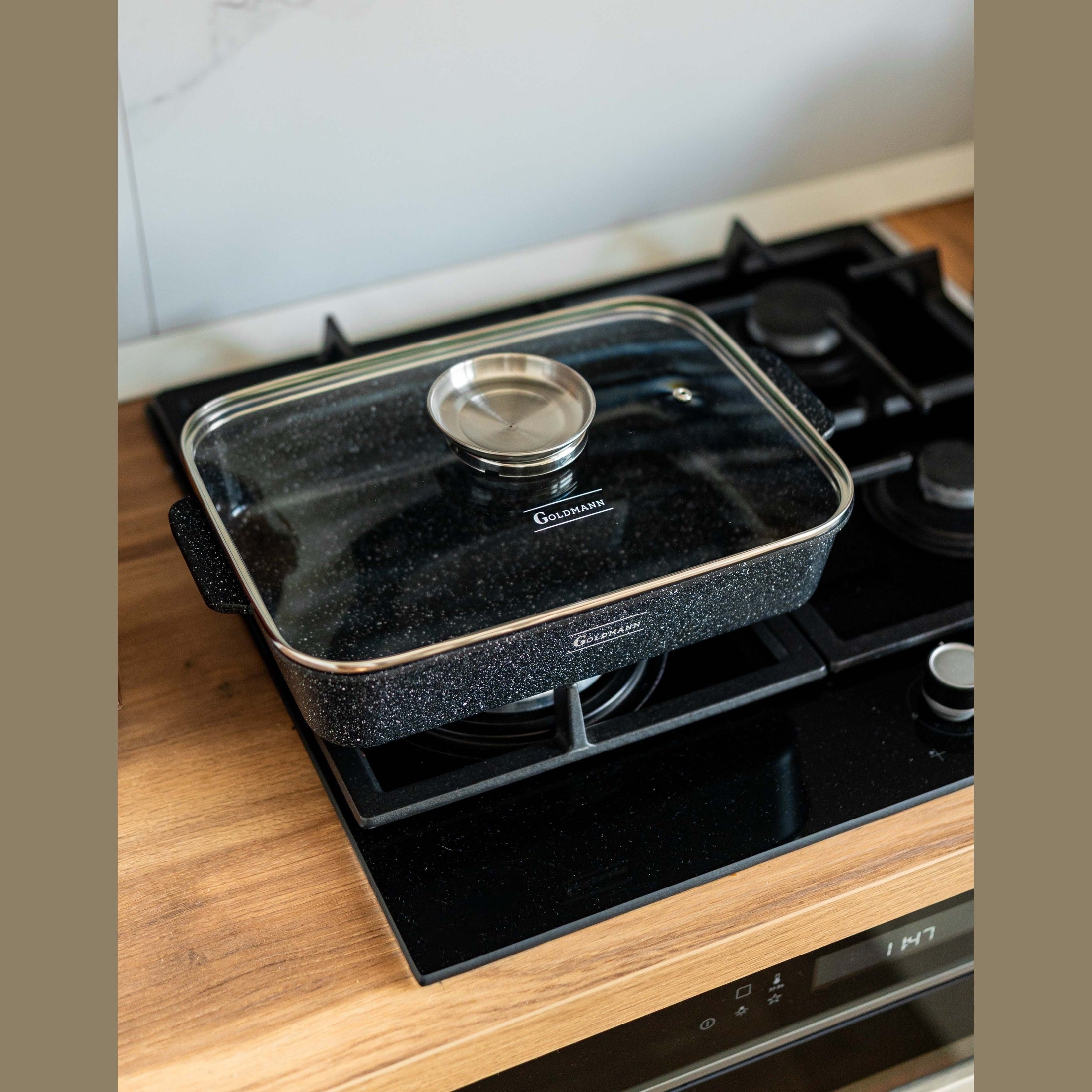 Roaster capac din sticla, 32x23x7.5cm, Interior din marmura, Temperatura de utilizare -20 pana la +220 ° C, 3 Straturi