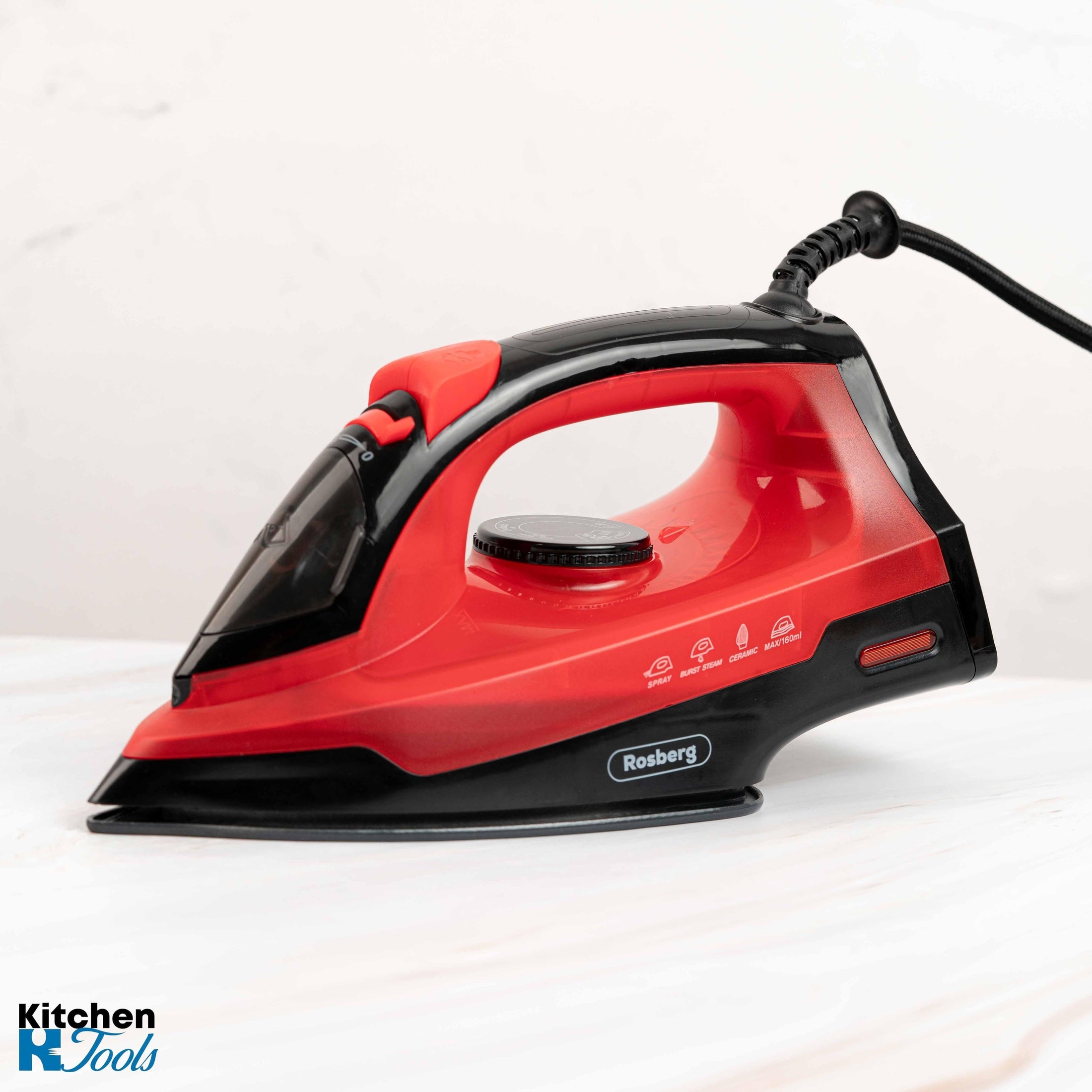Fier de calcat Rosberg 2200W, acoperire ceramica
