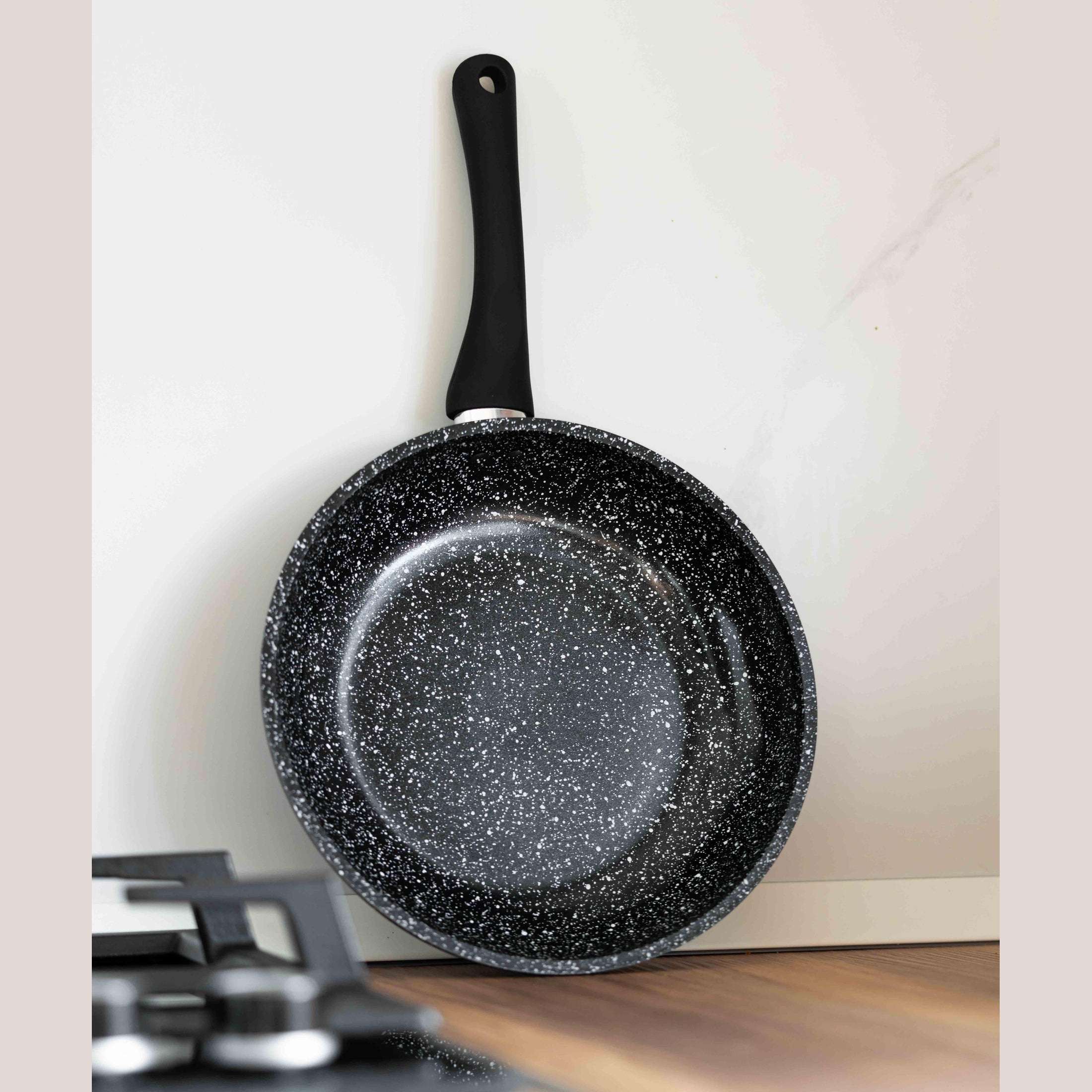 Tigaie Antiaderentă 28cm, Goldamnn Marmorată