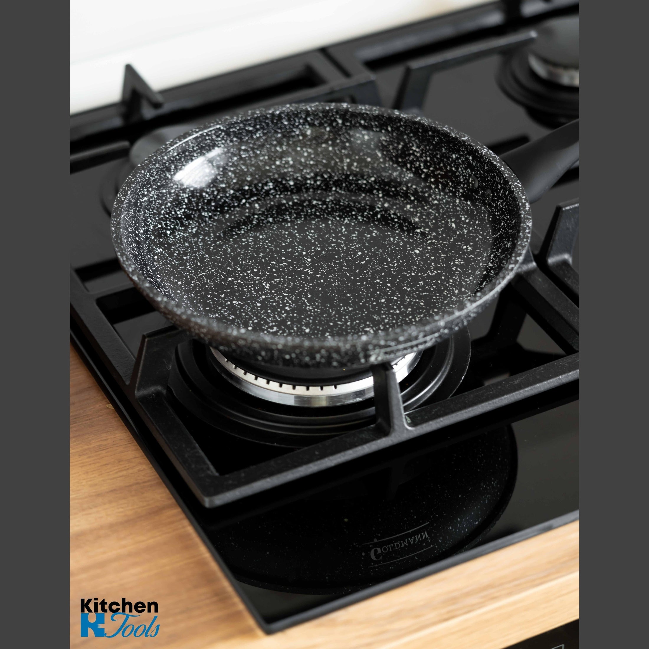 Tigaie antiaderentă 24cm Goldamnn, negru marmorat