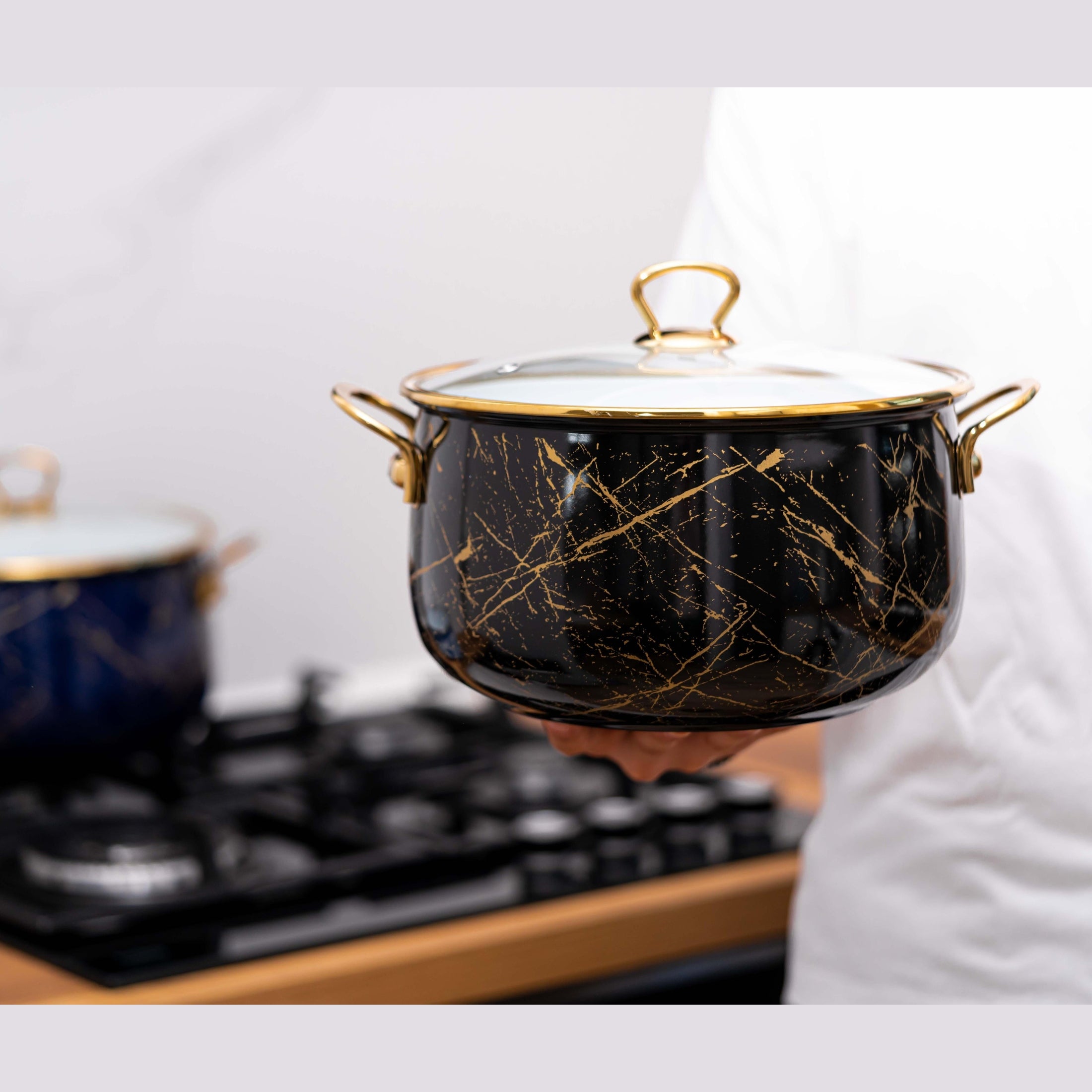 Cratiță Goldmann 22x14cm, emailată, neagră, mânere aurii