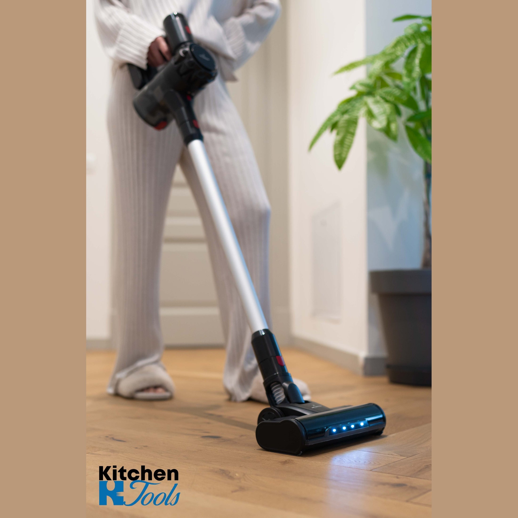 Aspirator vertical fără fir Turbo Cyclone 2in1, Just Perfecto