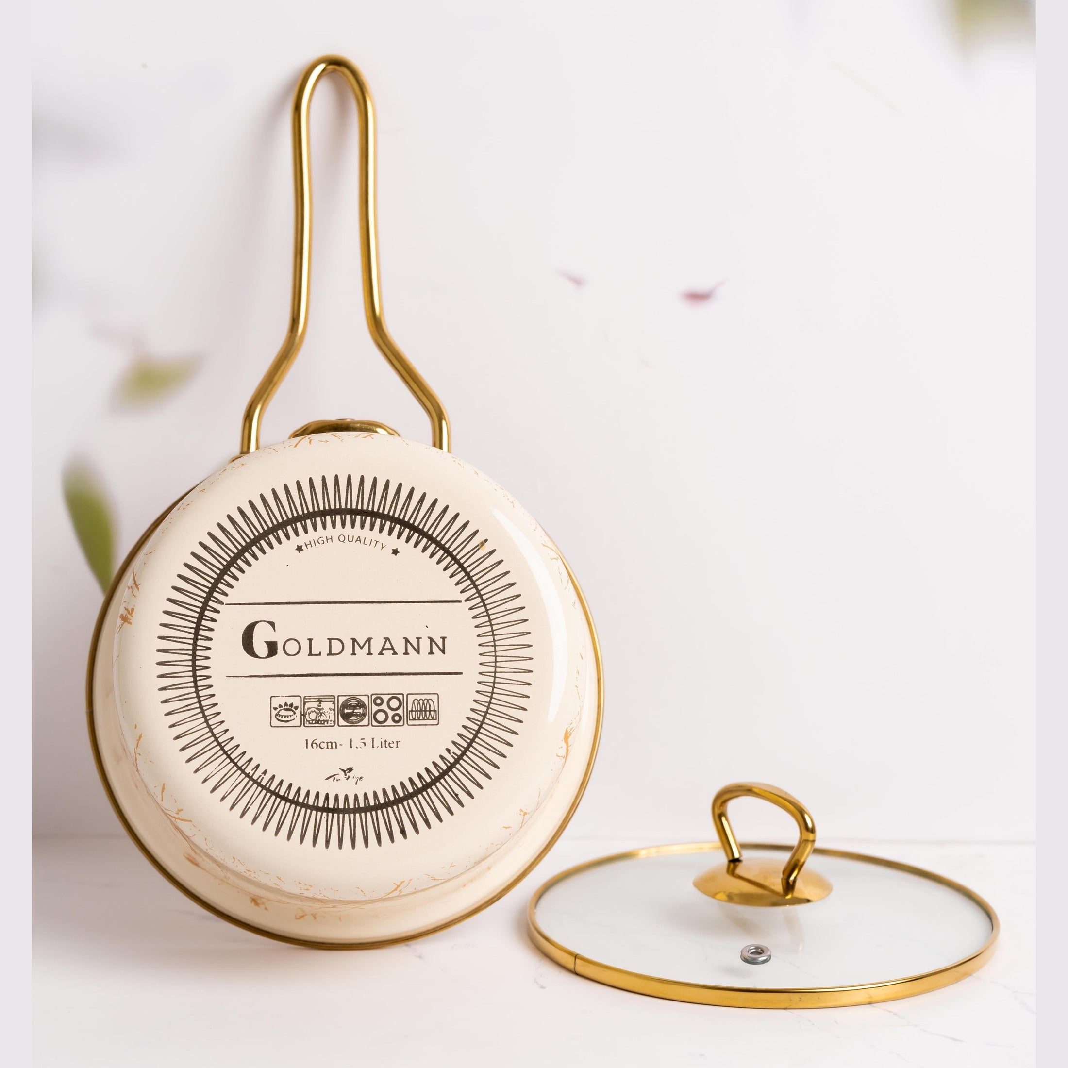 Cratiță emailată Goldmann, bej, 1.5L, manere aurii