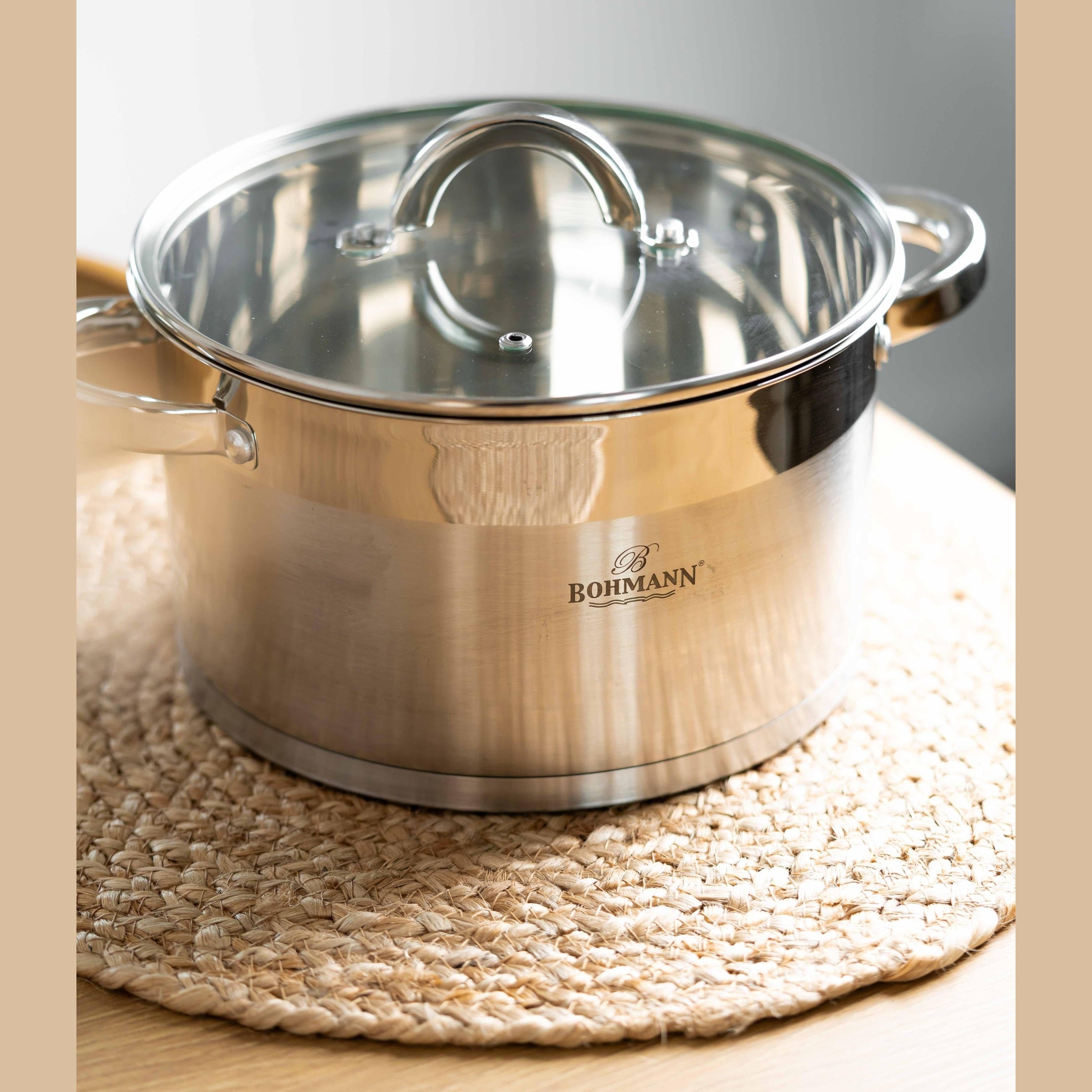 Cratiță din inox Bohmann de 7.9L cu capac termorezistent
