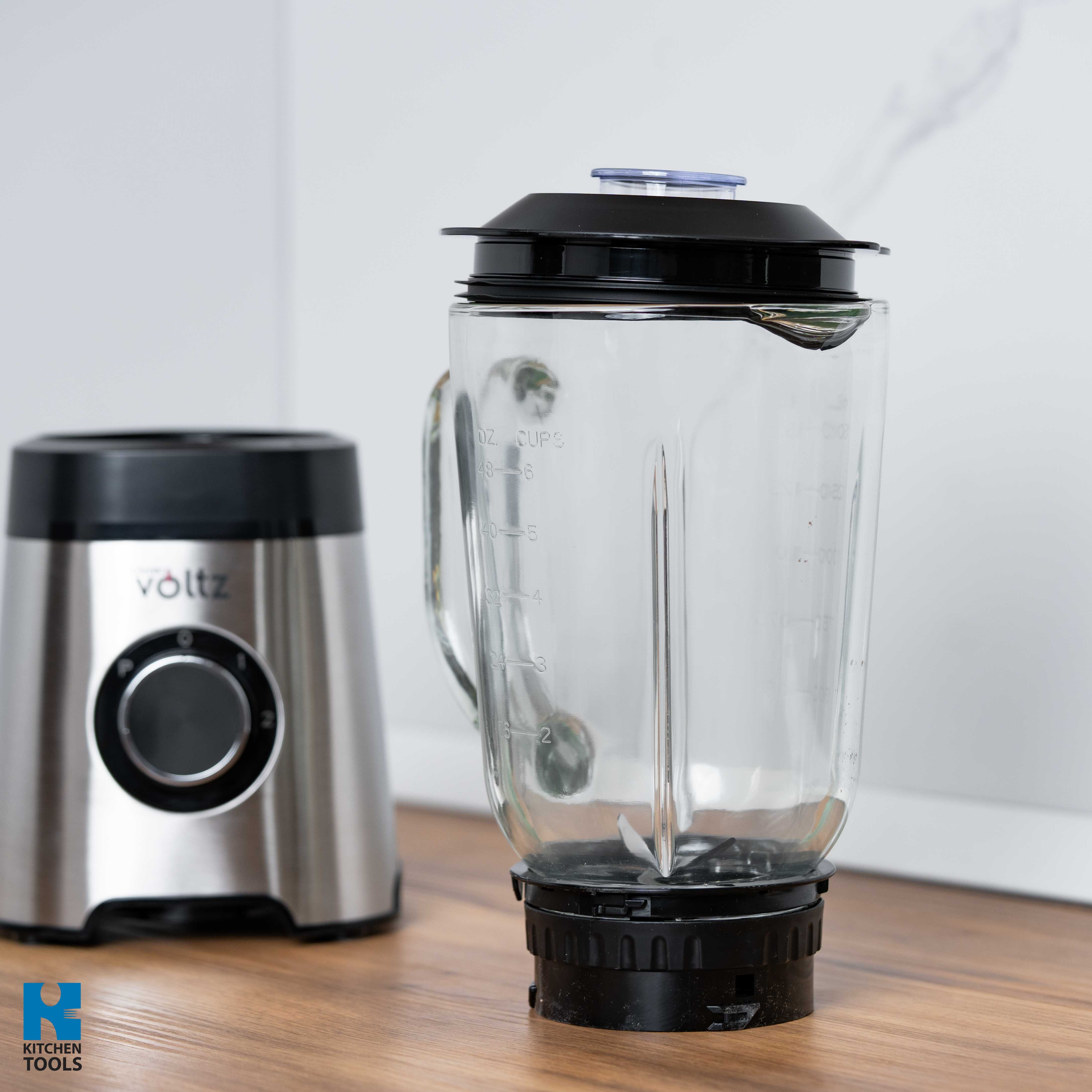 Blender electric, 800W, 1.5 litri, lame inox, 2 trepte viteza, zdrobitor nuci/gheata, functie pulse, bol sticla, Oliver Voltz, argintiu