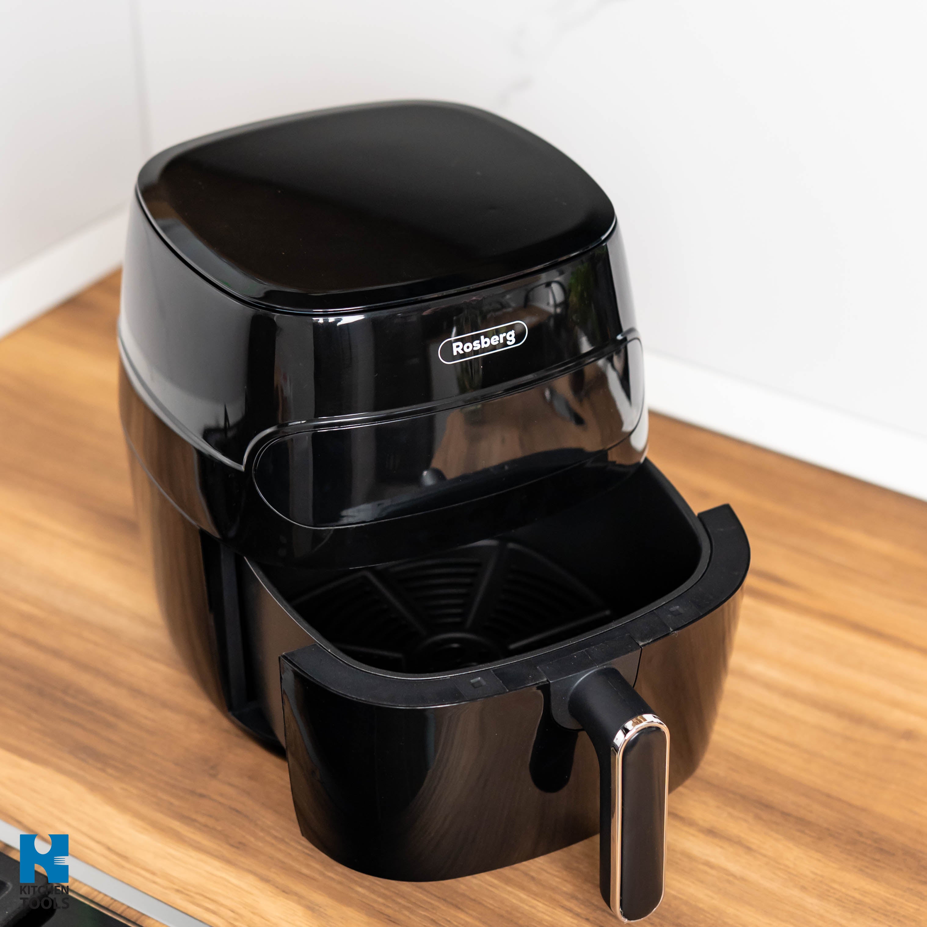 Friteuza AirFryer fara ulei cu aer cald, 7 programe, 5.2litri, 1350W, maner cooltouch, timer 60min, LED, Tactil, 200°C, 360°