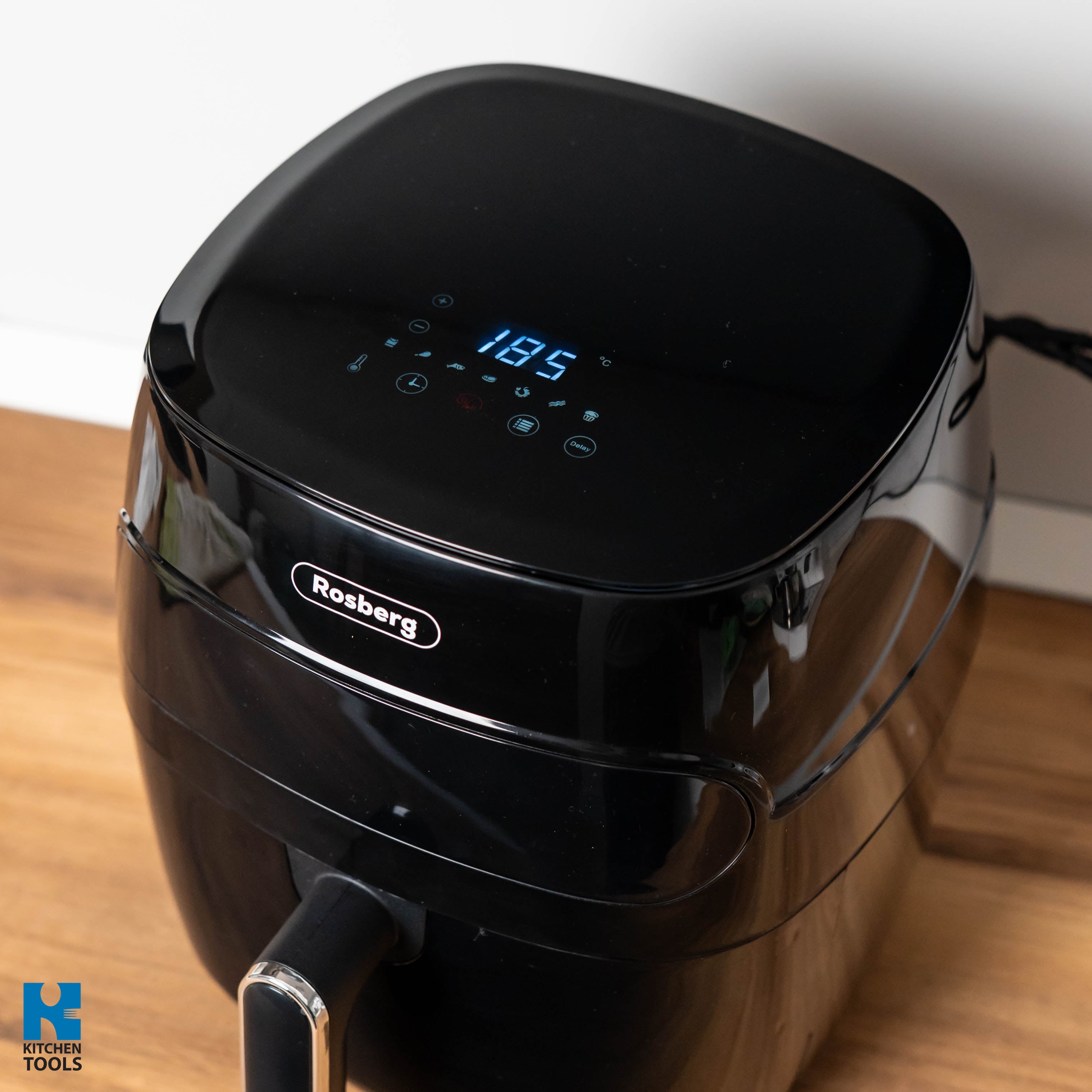 Friteuza AirFryer fara ulei cu aer cald, 7 programe, 5.2litri, 1350W, maner cooltouch, timer 60min, LED, Tactil, 200°C, 360°