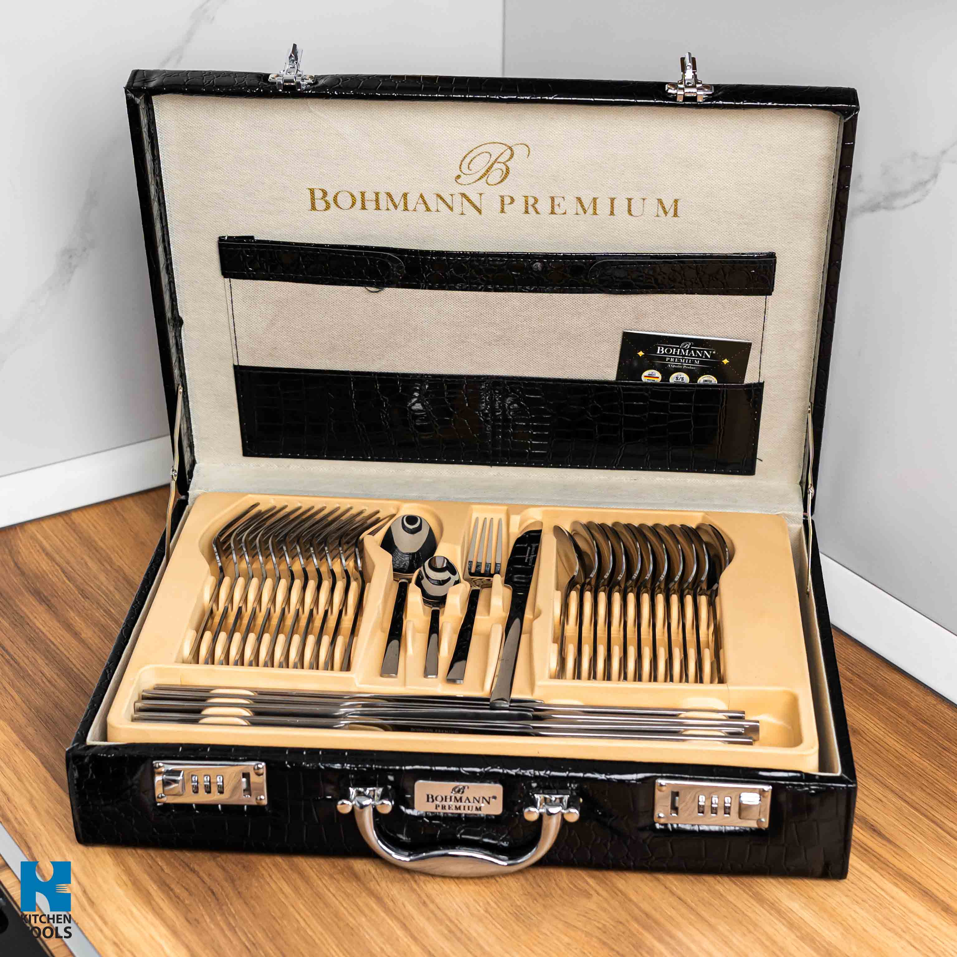 Set tacamuri 72 piese din inox PREMIUM servieta din piele, ideal 12 persoane, Bohmann
