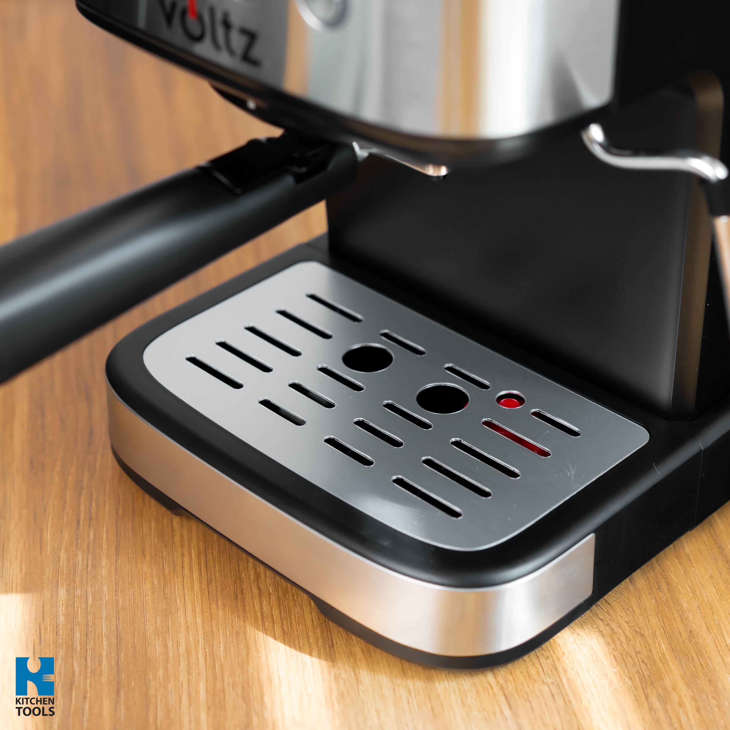 Espressor de cafea Oliver Voltz Premium, spumare lapte, cafea macinata, 1.2 L, 20 bar, 1100W, Disc crema, Negru/Inox