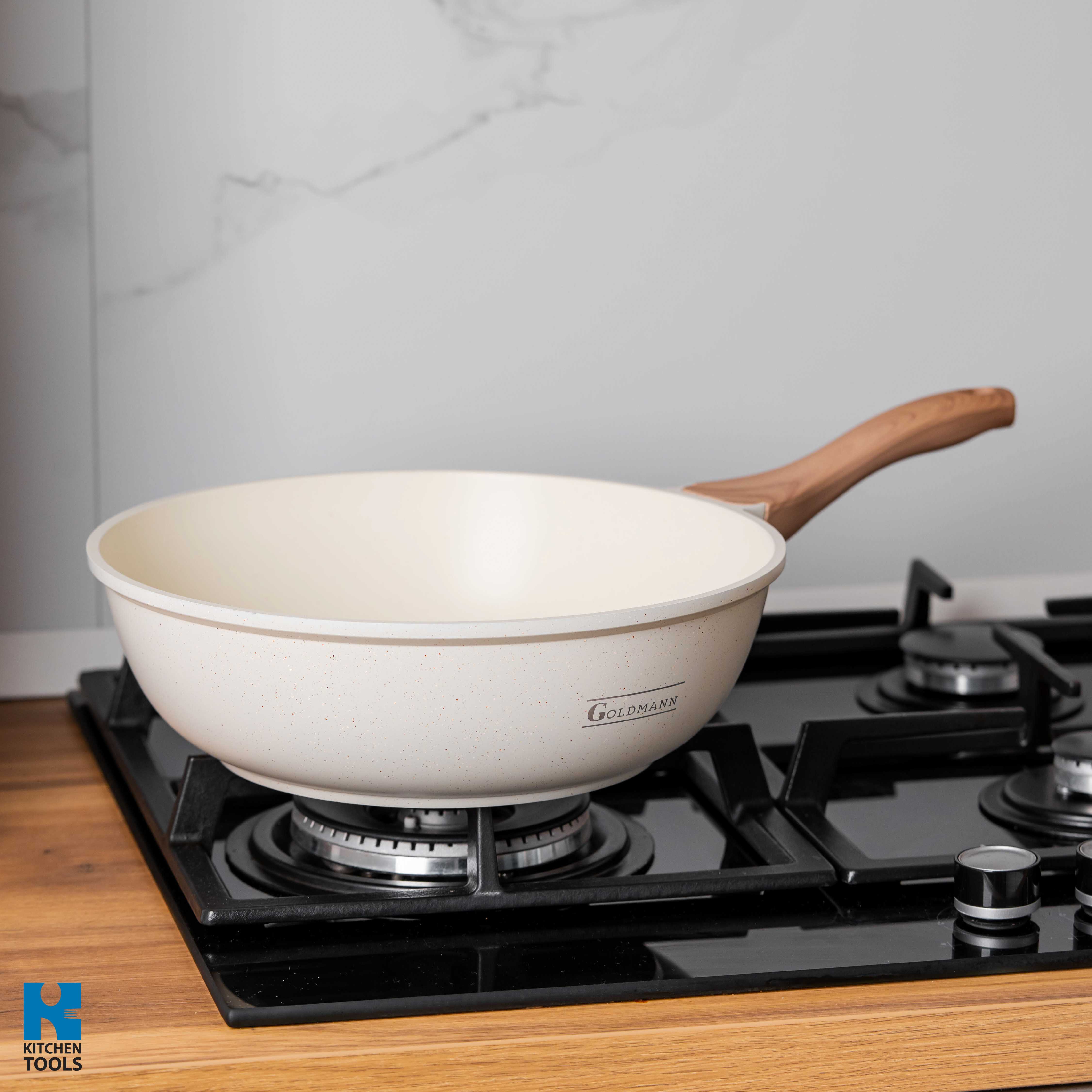 Tigaie Wok aluminiu turnat, 30x9.5 cm, Goldmann, capac termorezistent, acoperire ceramica, maner soft touch