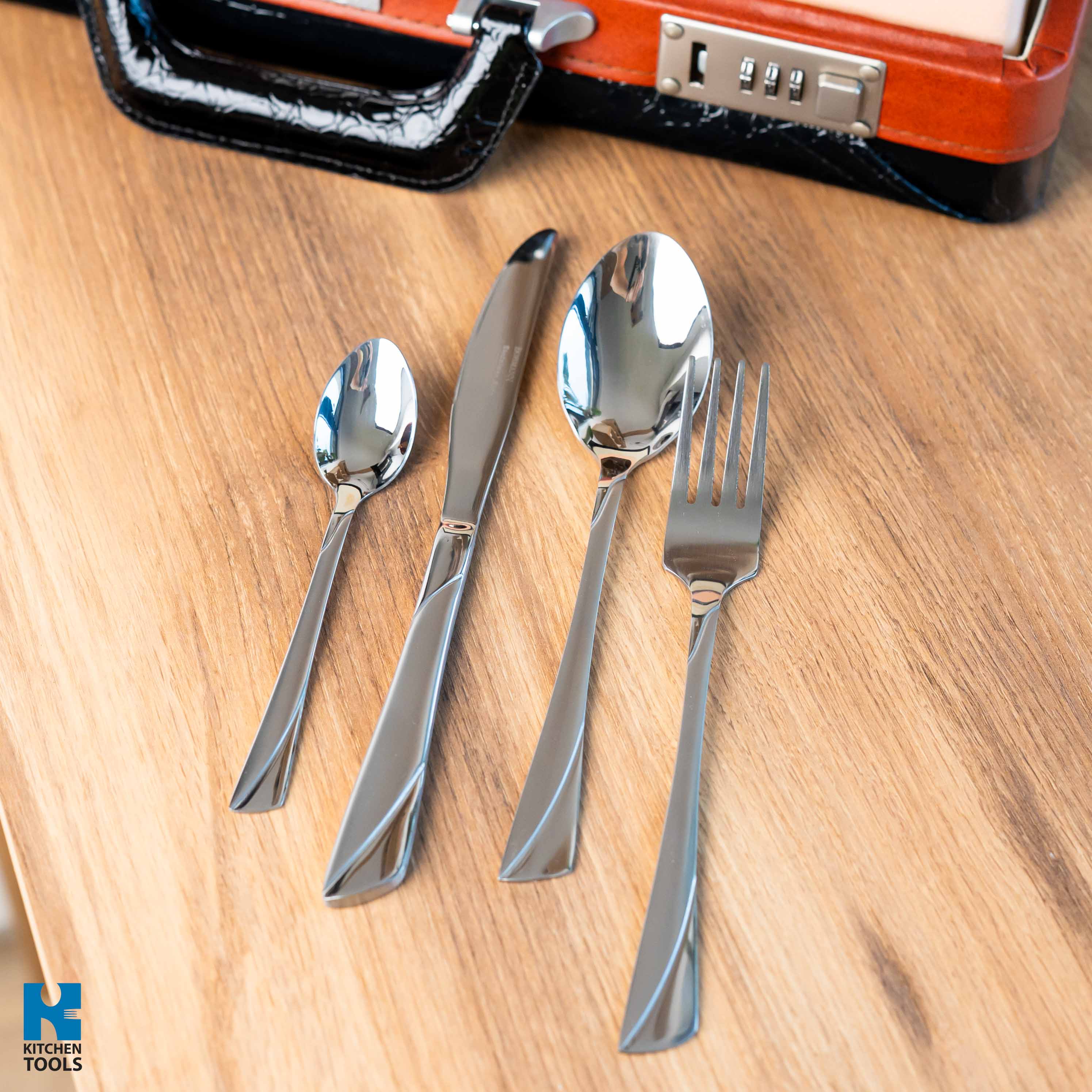 Set tacamuri din inox 72 piese Bohmann, cu diplomat negru, model satinat