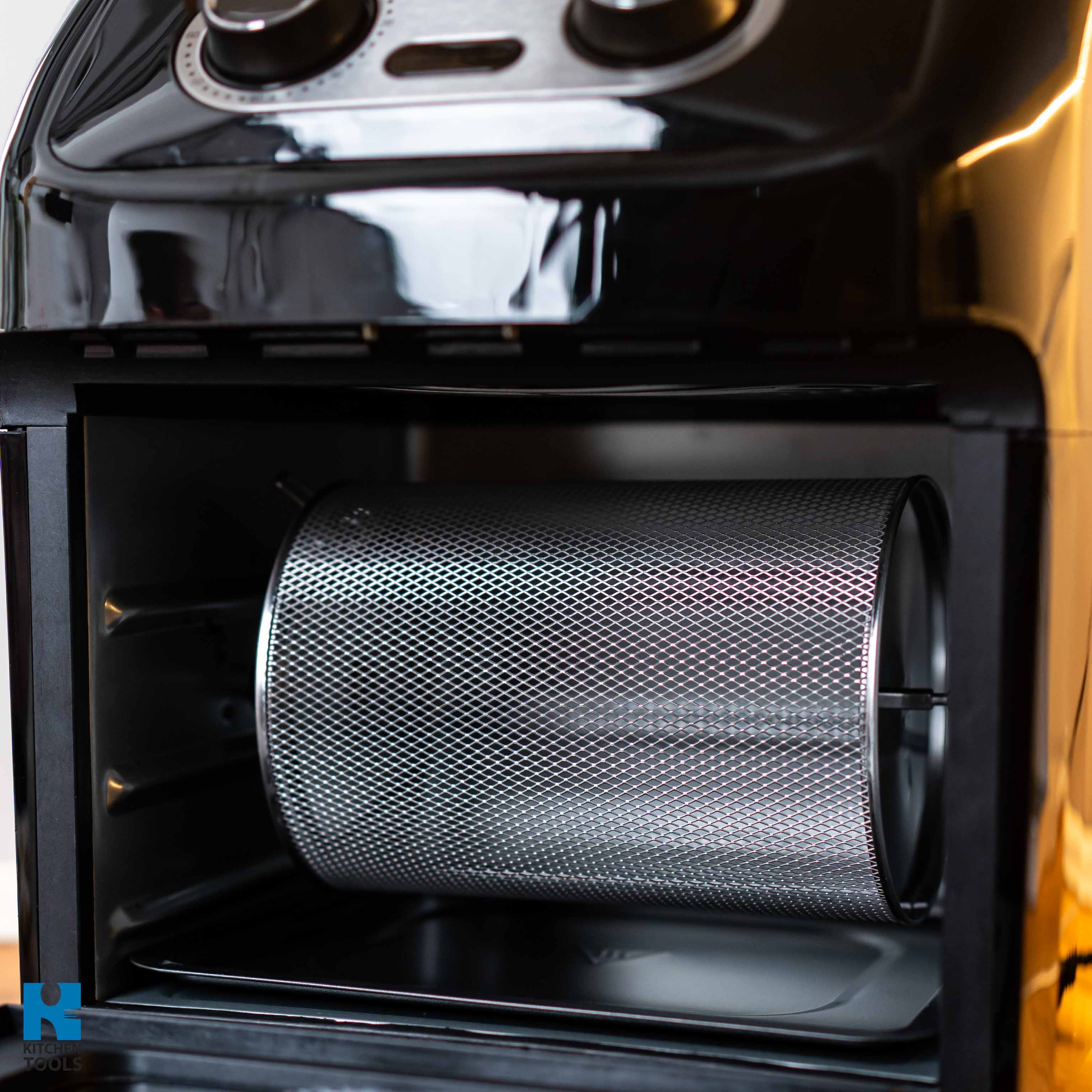 Cuptor Airfryer XXL 12 in 1, 3 zone de gatit, 1800W, 12litri, 12 programe, 7 accesorii, 200°C, timer 60 minute