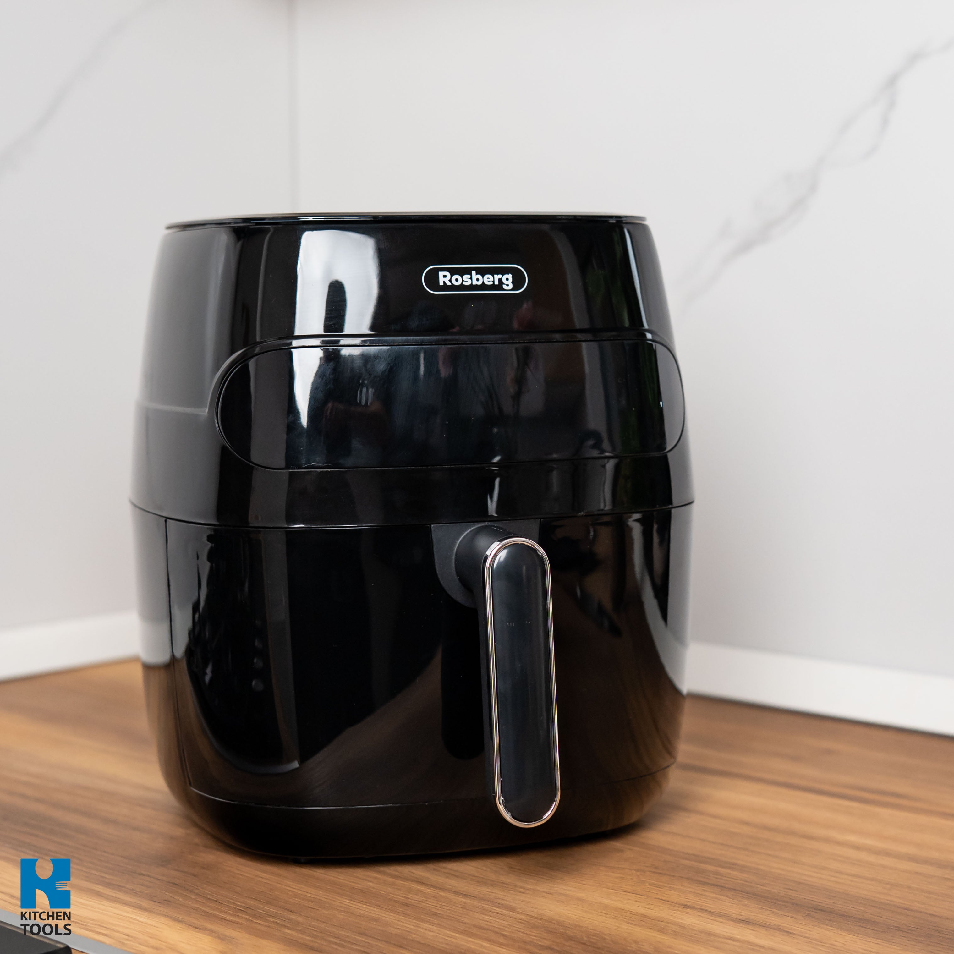 Friteuza AirFryer fara ulei cu aer cald, 7 programe, 5.2litri, 1350W, maner cooltouch, timer 60min, LED, Tactil, 200°C, 360°