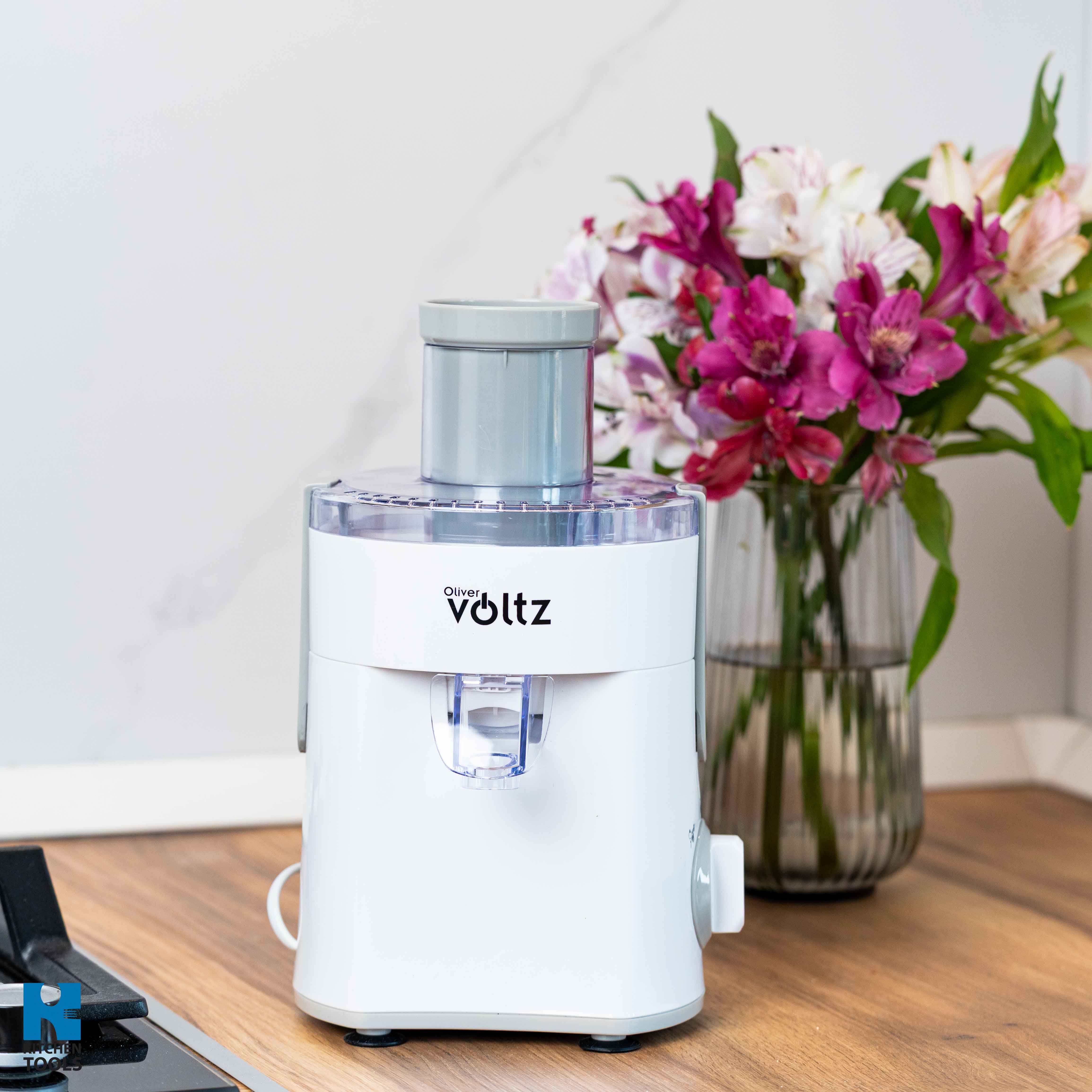 Storcator electric de fructe/legume, 400W, 600 ml, 2 viteze, sita metalica, Oliver Voltz, alb