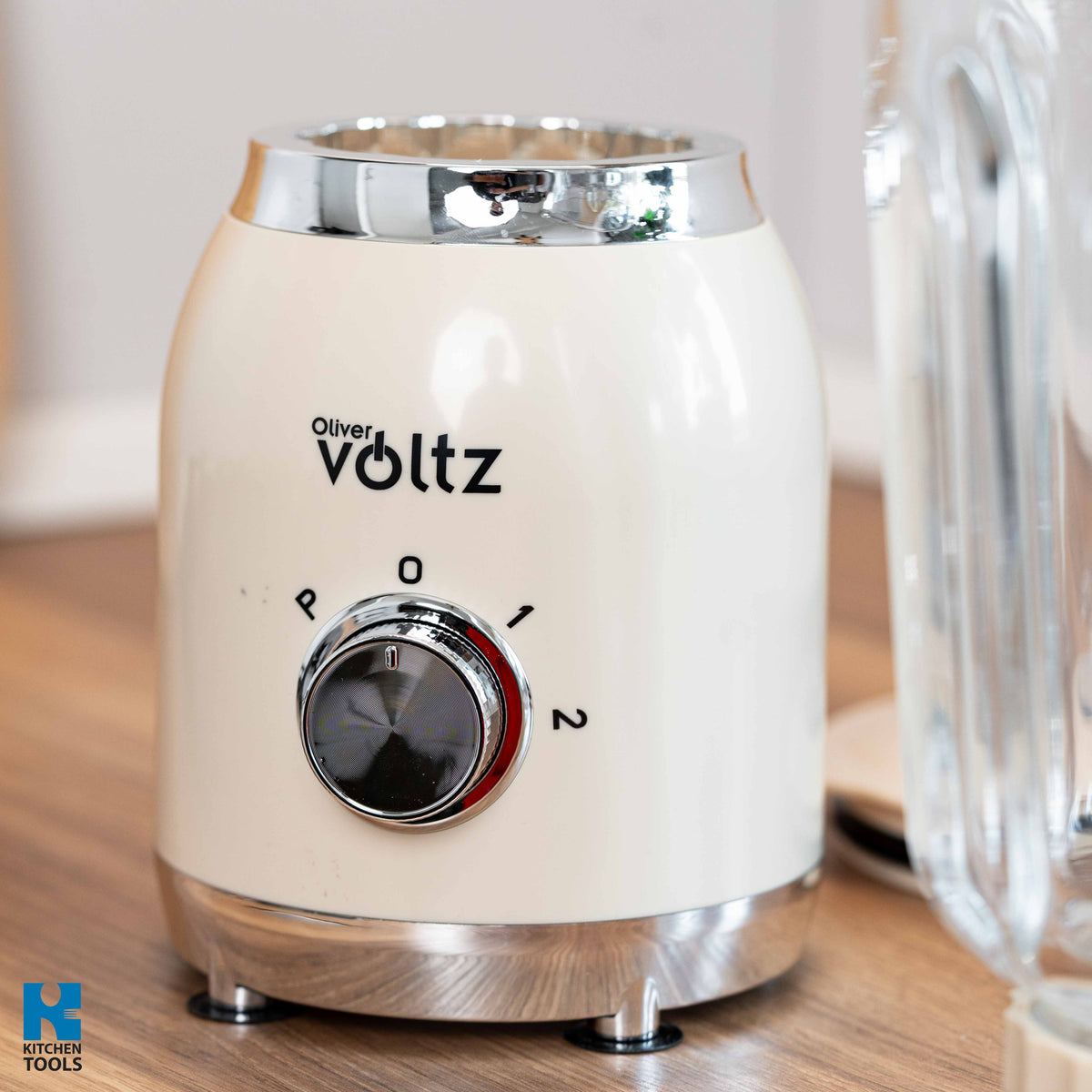 Blender electric cu vas din sticla, 1.5 litri, 600W, 2 viteze + Pulse, 4 lame inox, Oliver Voltz, crem