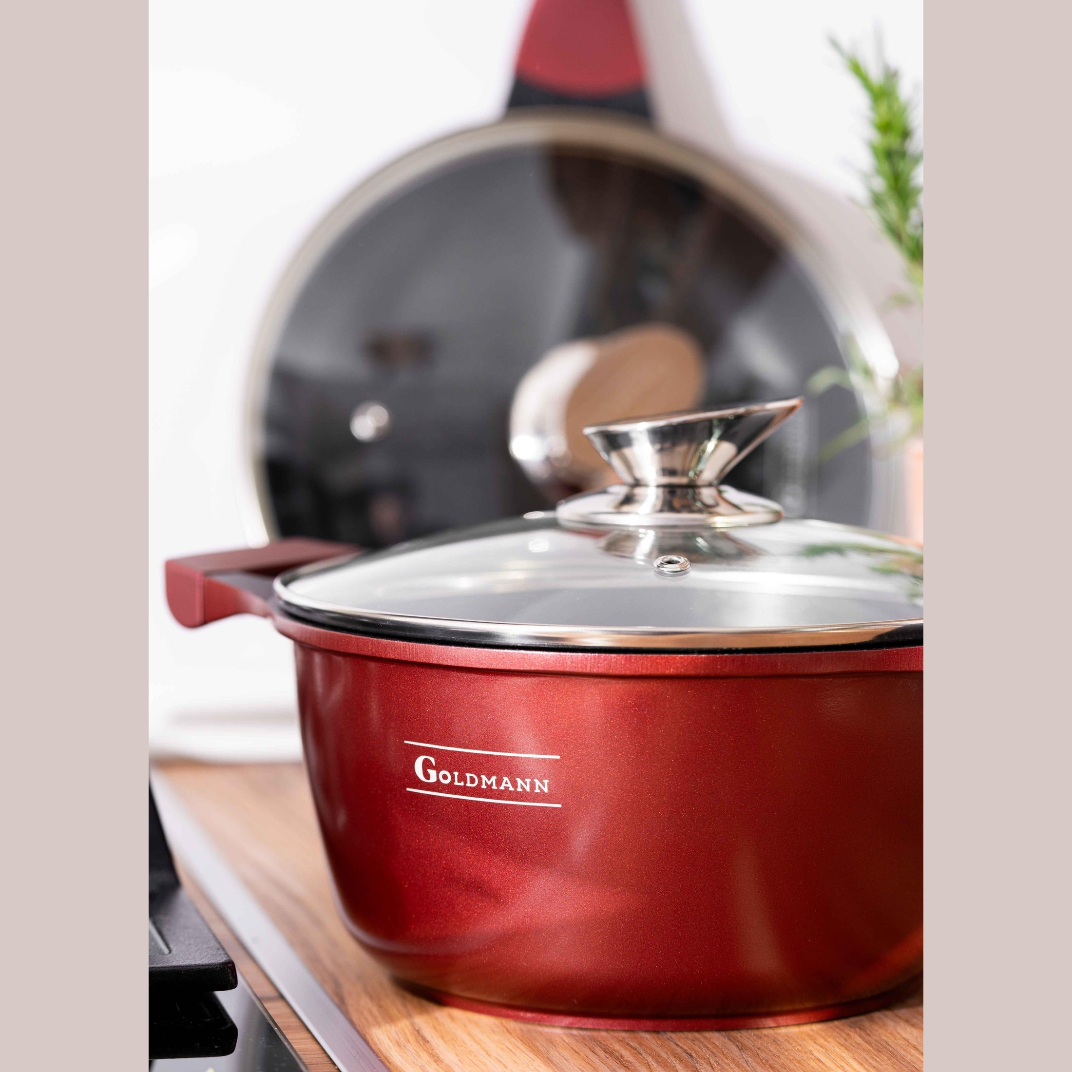 Set vase Goldmann 8 piese, aluminiu antiaderent, maro