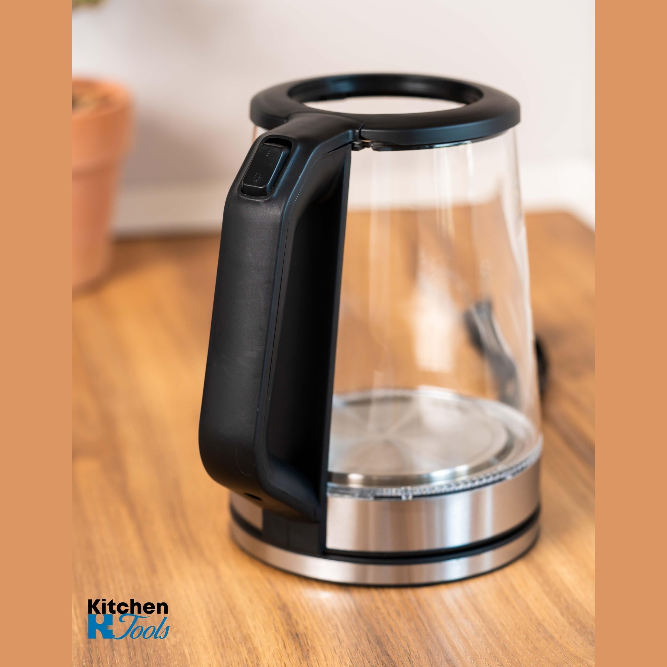 Fierbător electric Rosberg 2L, negru