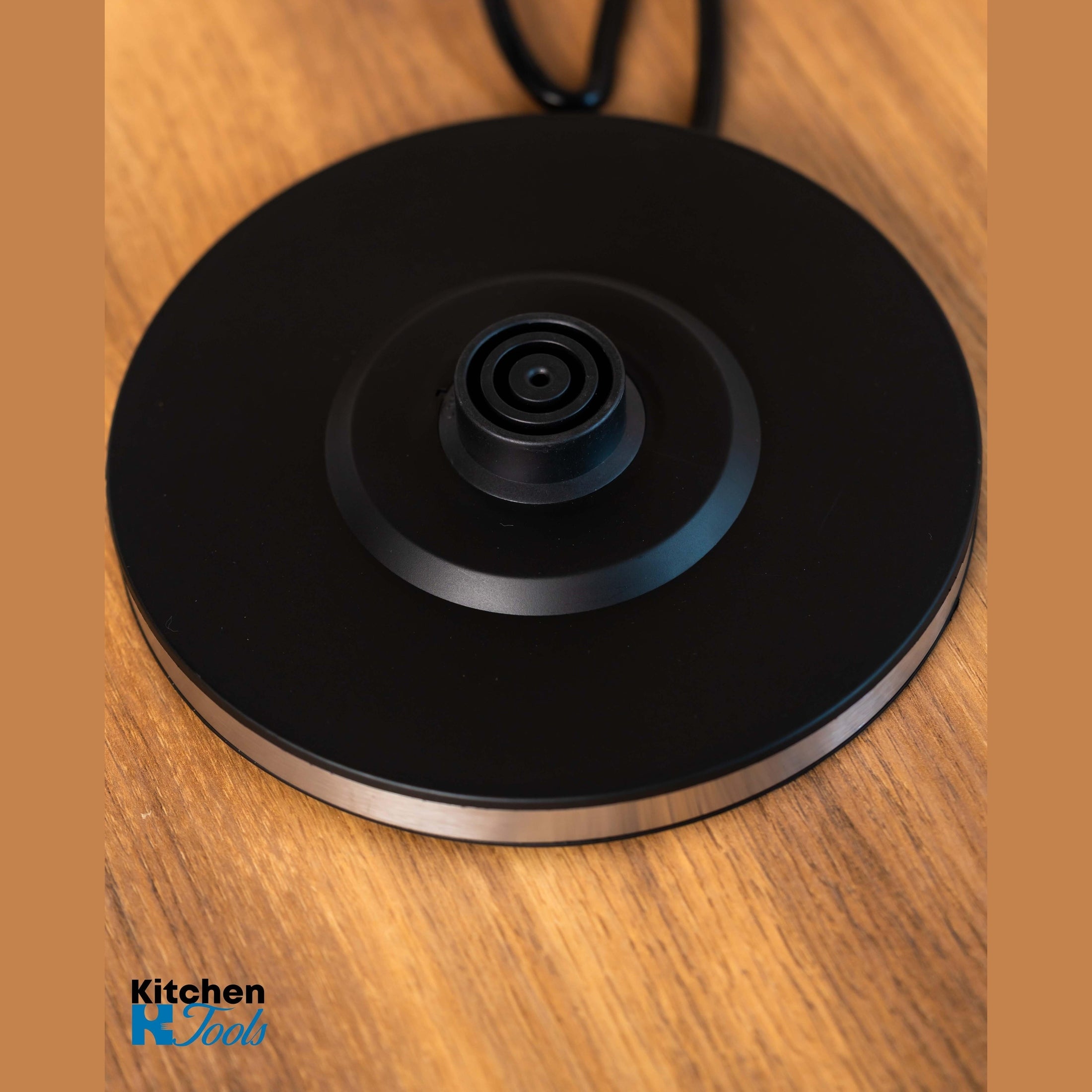 Fierbător electric Rosberg 2L, negru