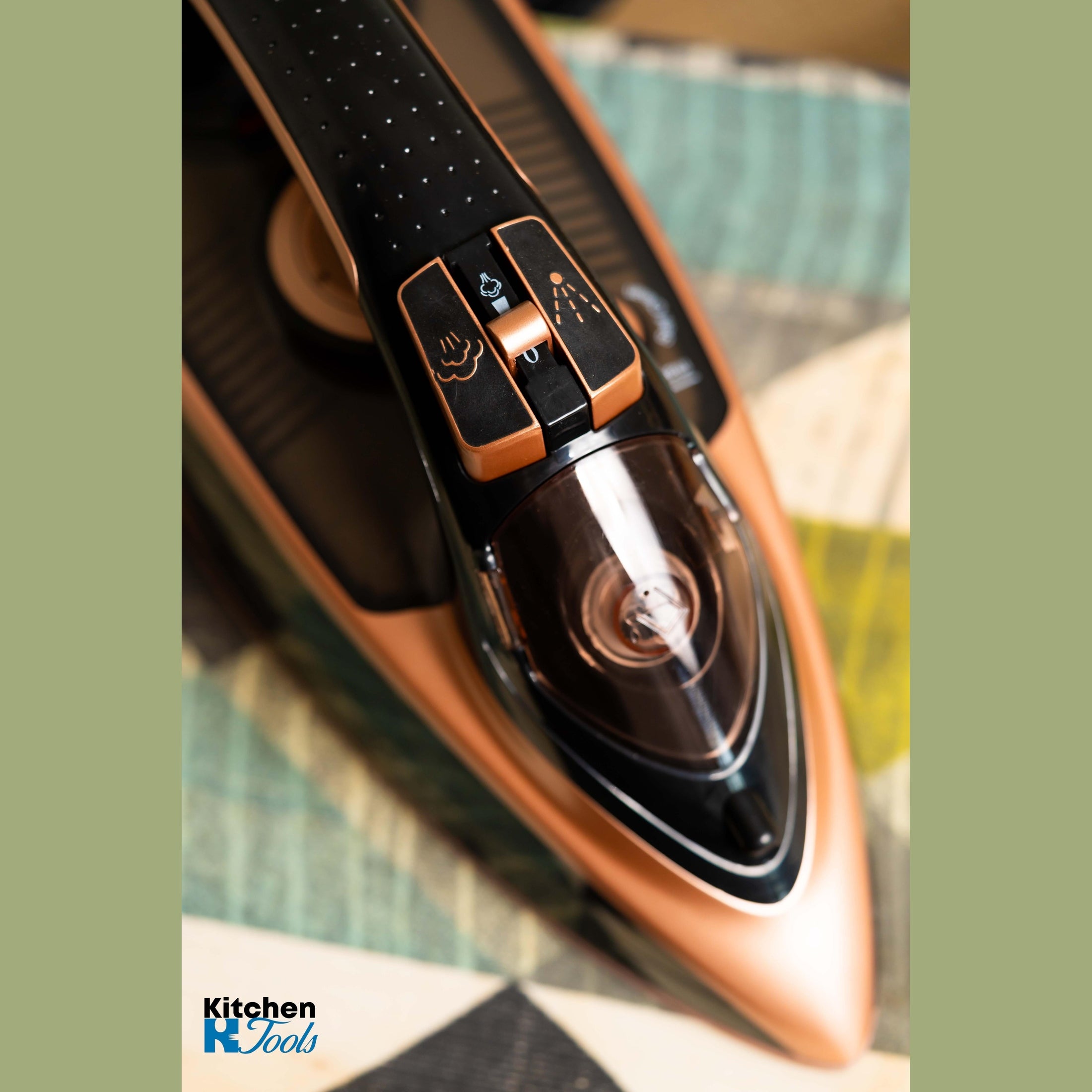 Fier de calcat cu aburi, 3000W, negru