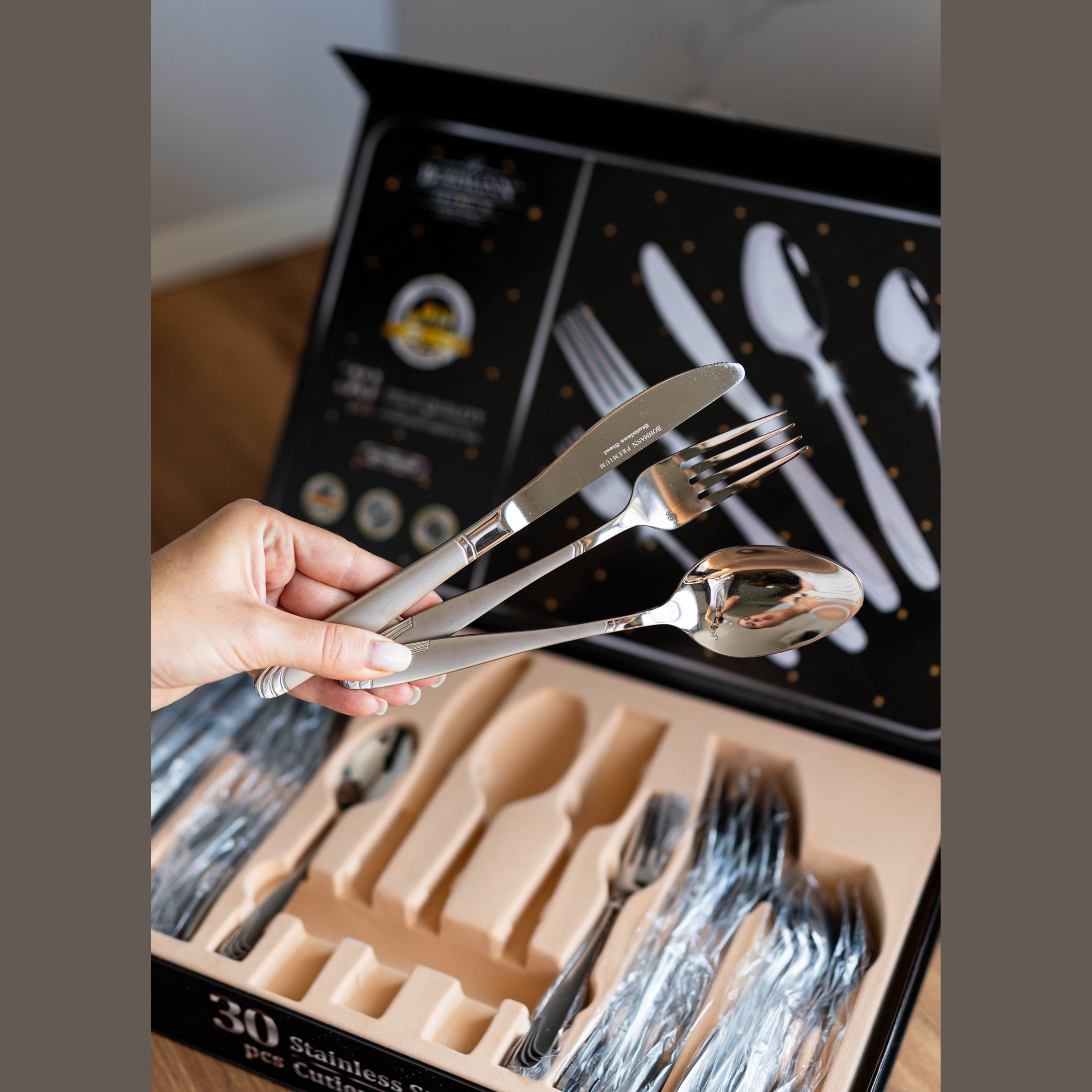 Set tacamuri 30 piese, 6 persoane, otel inoxidabil, Bohmann Premium, argintiu
