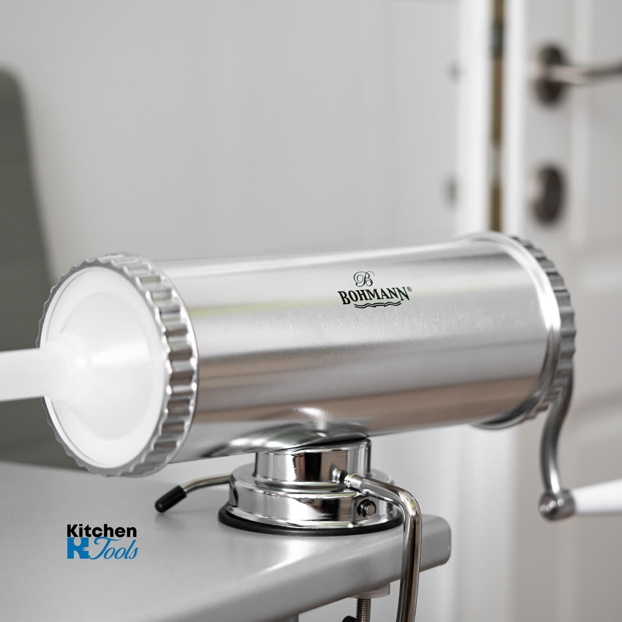 Aparat umplut cârnați 2.5kg cu accesorii