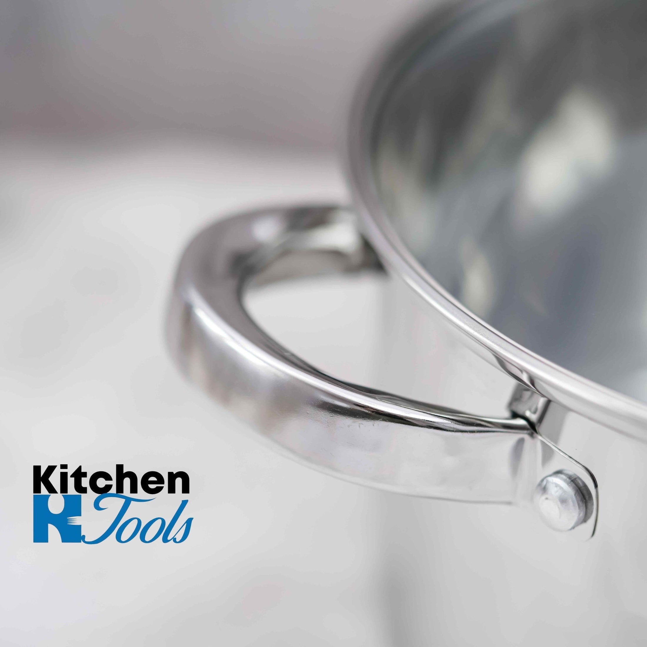 Set Oale Bohmann cu capac din sticlă rezistentă