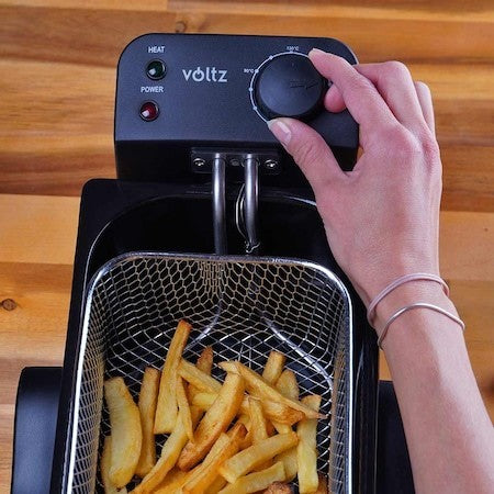 Friteuza Voltz 3L, 2200W, inox argintiu/negru