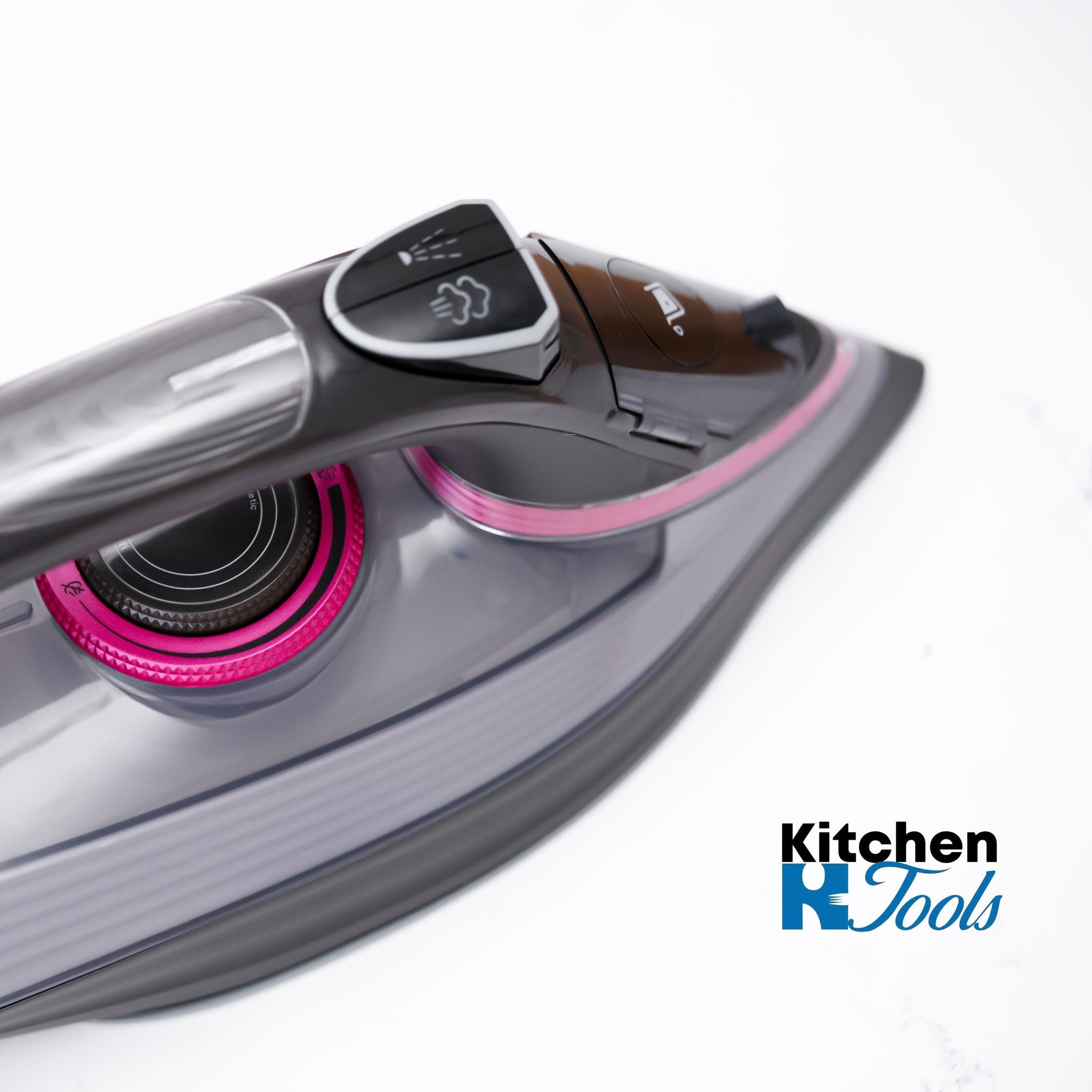 Fier de calcat Voltz cu aburi, 2600W, negru