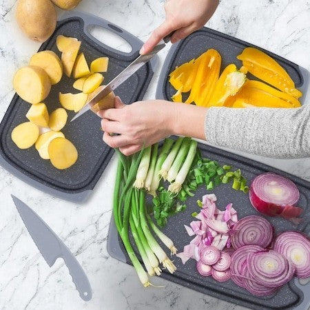 Tocator dreptunghiular gri cu suport antialunecare