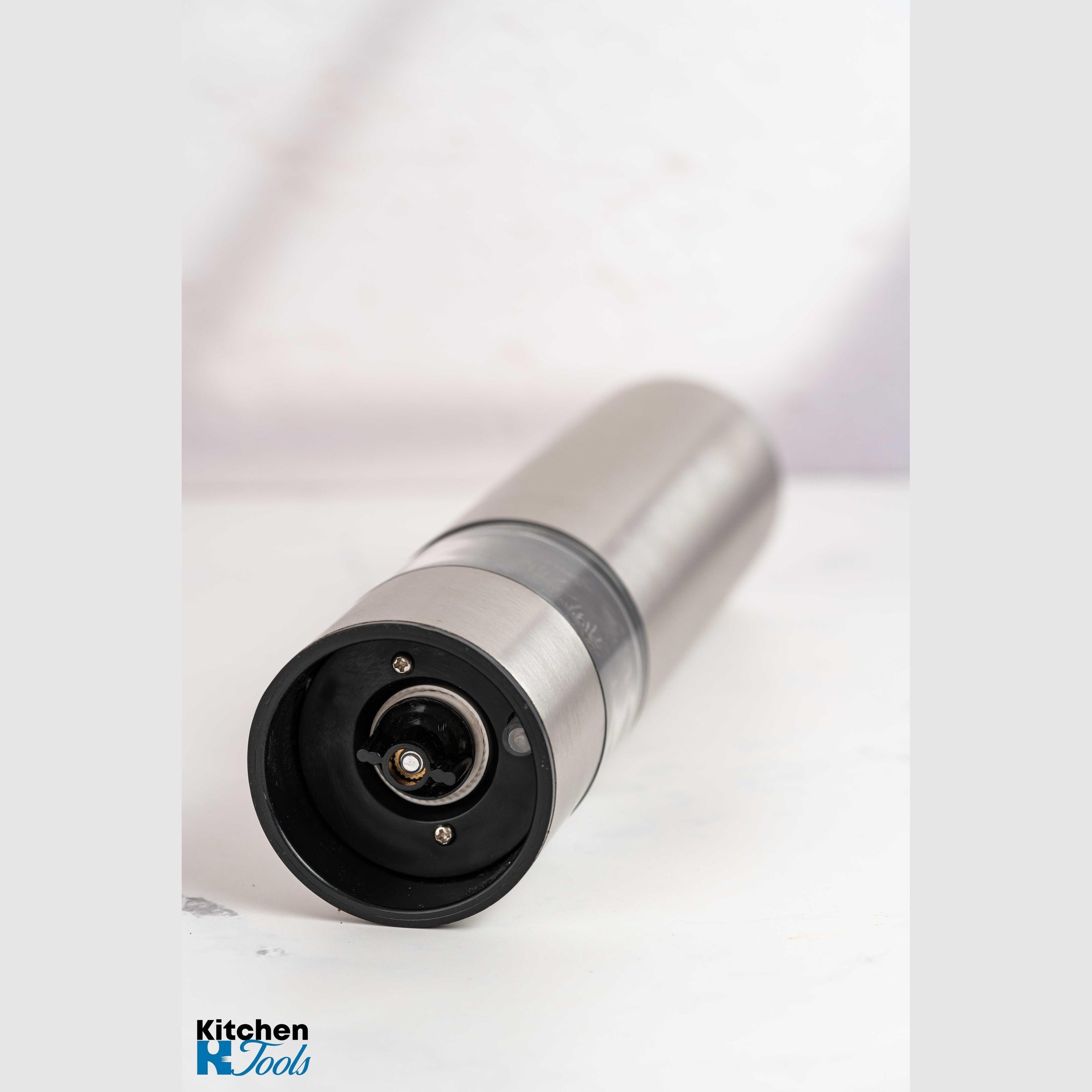 Râșniță electrică sare și piper Bohmann argintiu