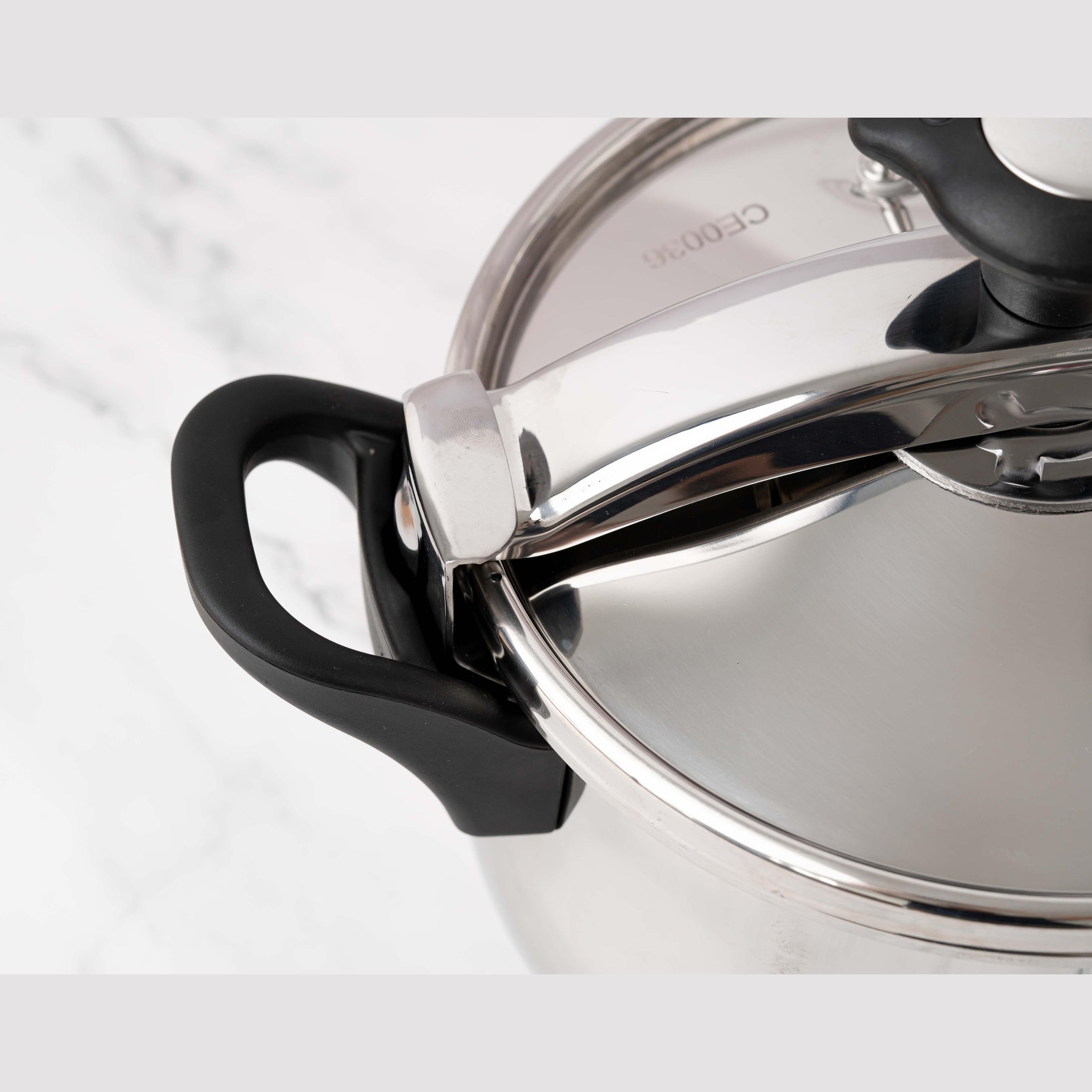 Oala sub presiune Rosberg 9L cu capac din sticla