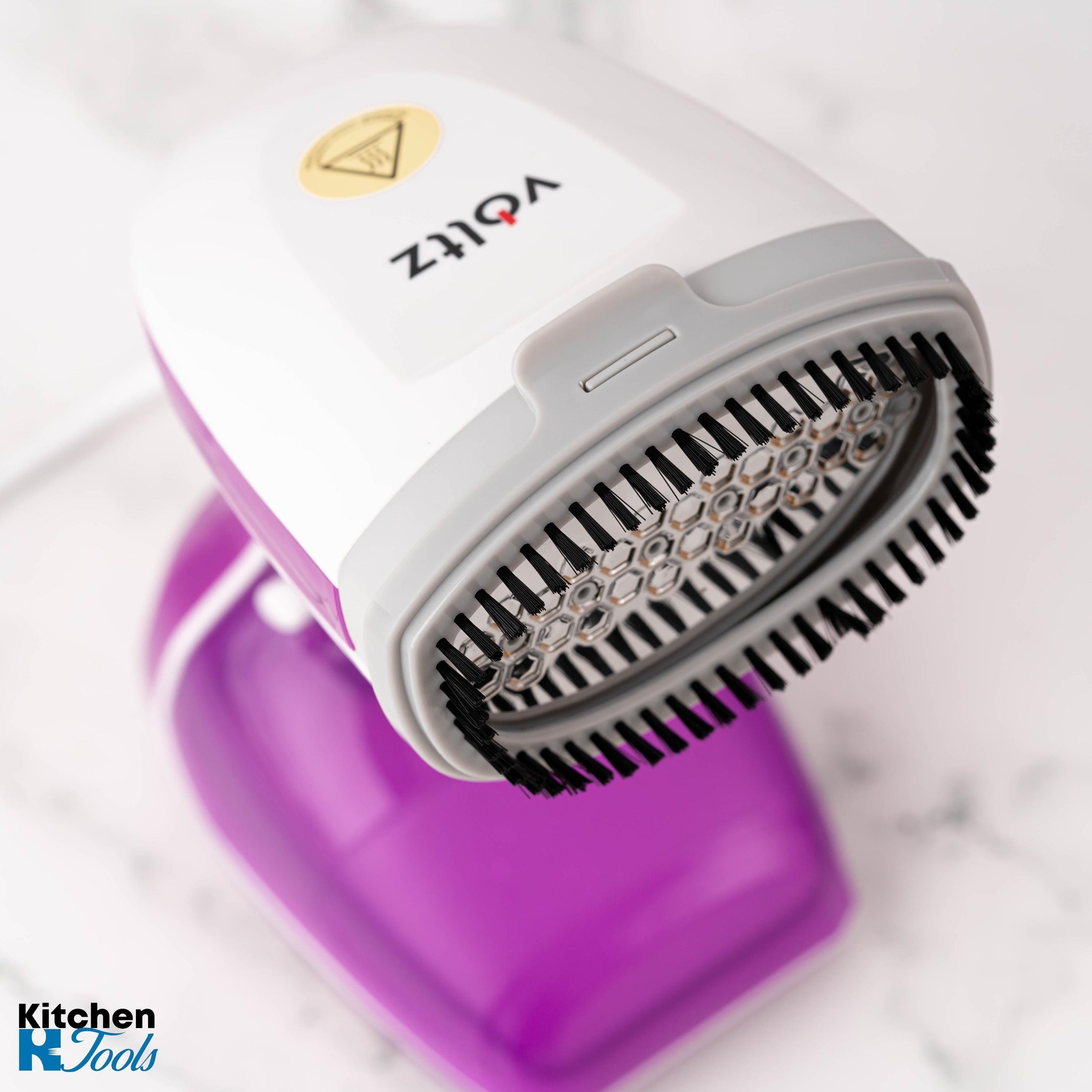 Aparat de calcat vertical cu aburi Oliver Voltz, roz