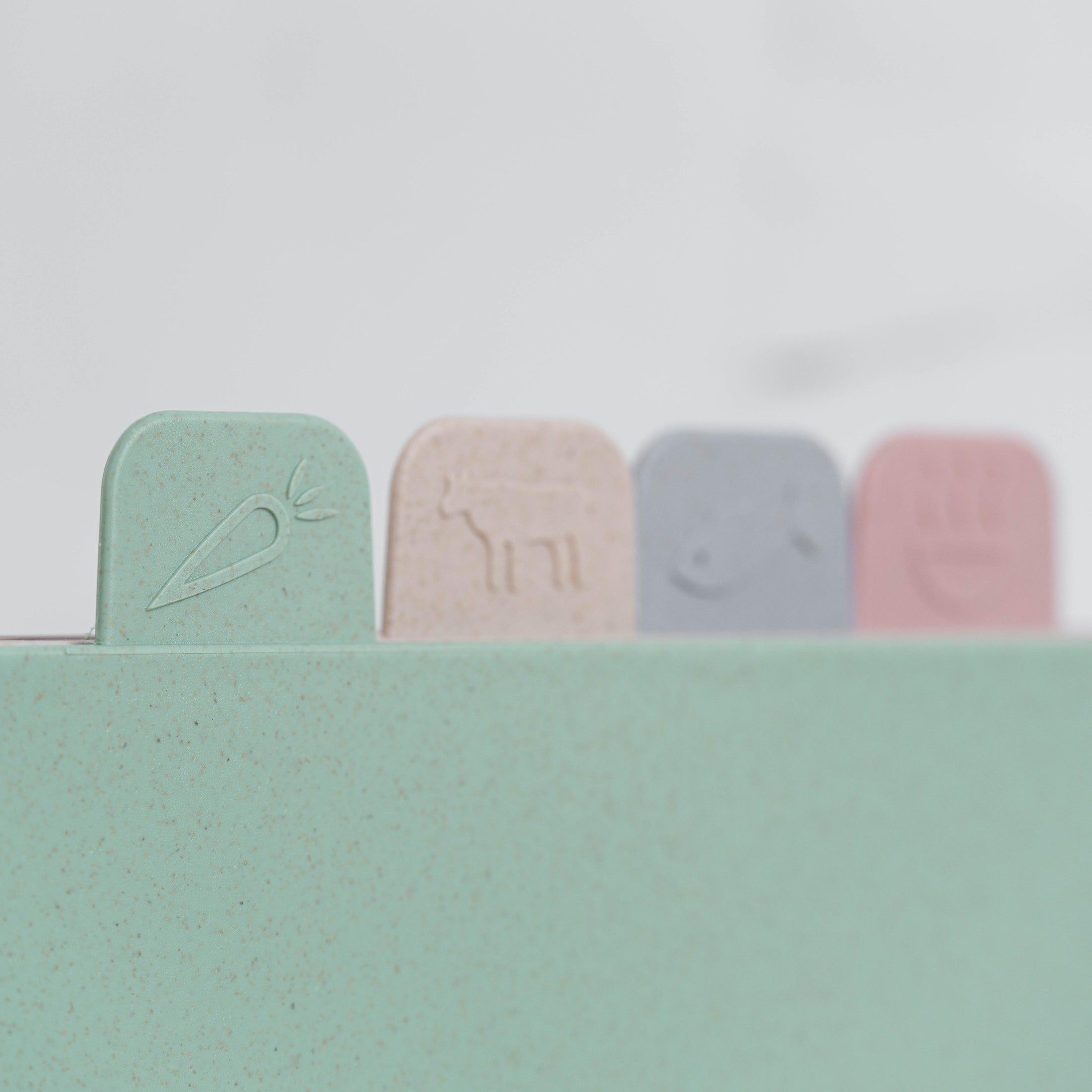 Set 4 tocătoare plastic Bohmann, compact și multicolor