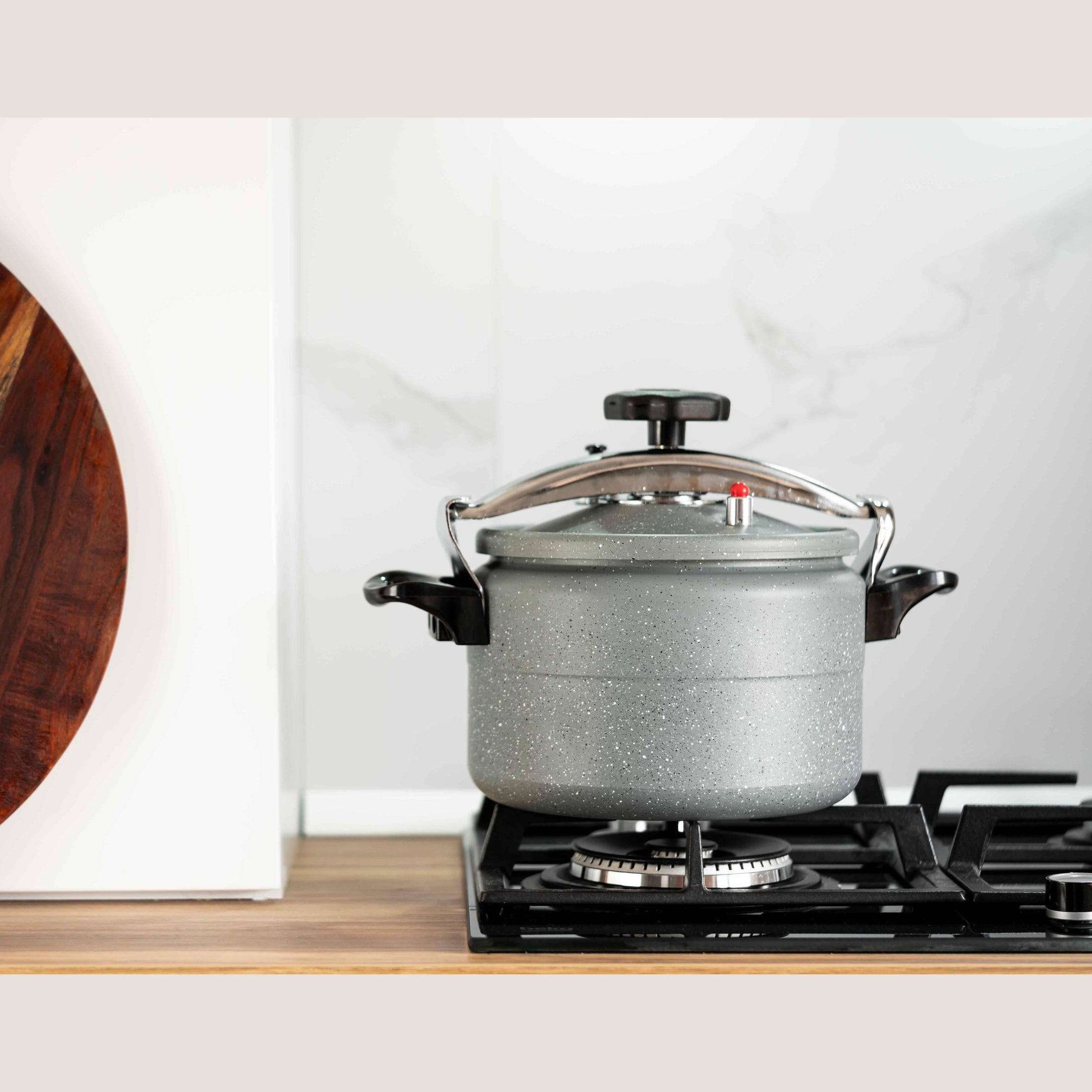 Oală sub presiune Bohmann 9L, design marmorat