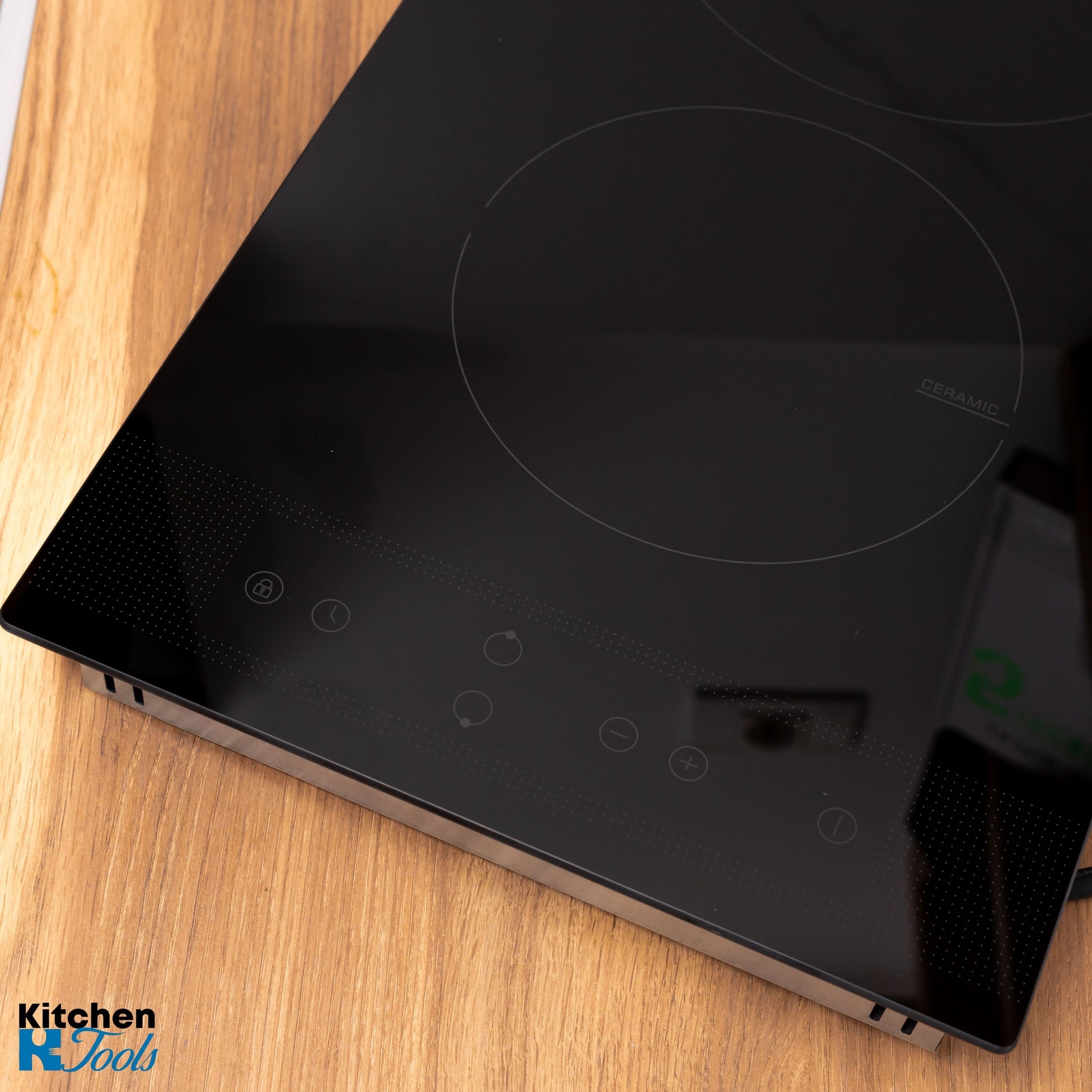 Plita Ceramica Neagra cu Timer Oliver Voltz