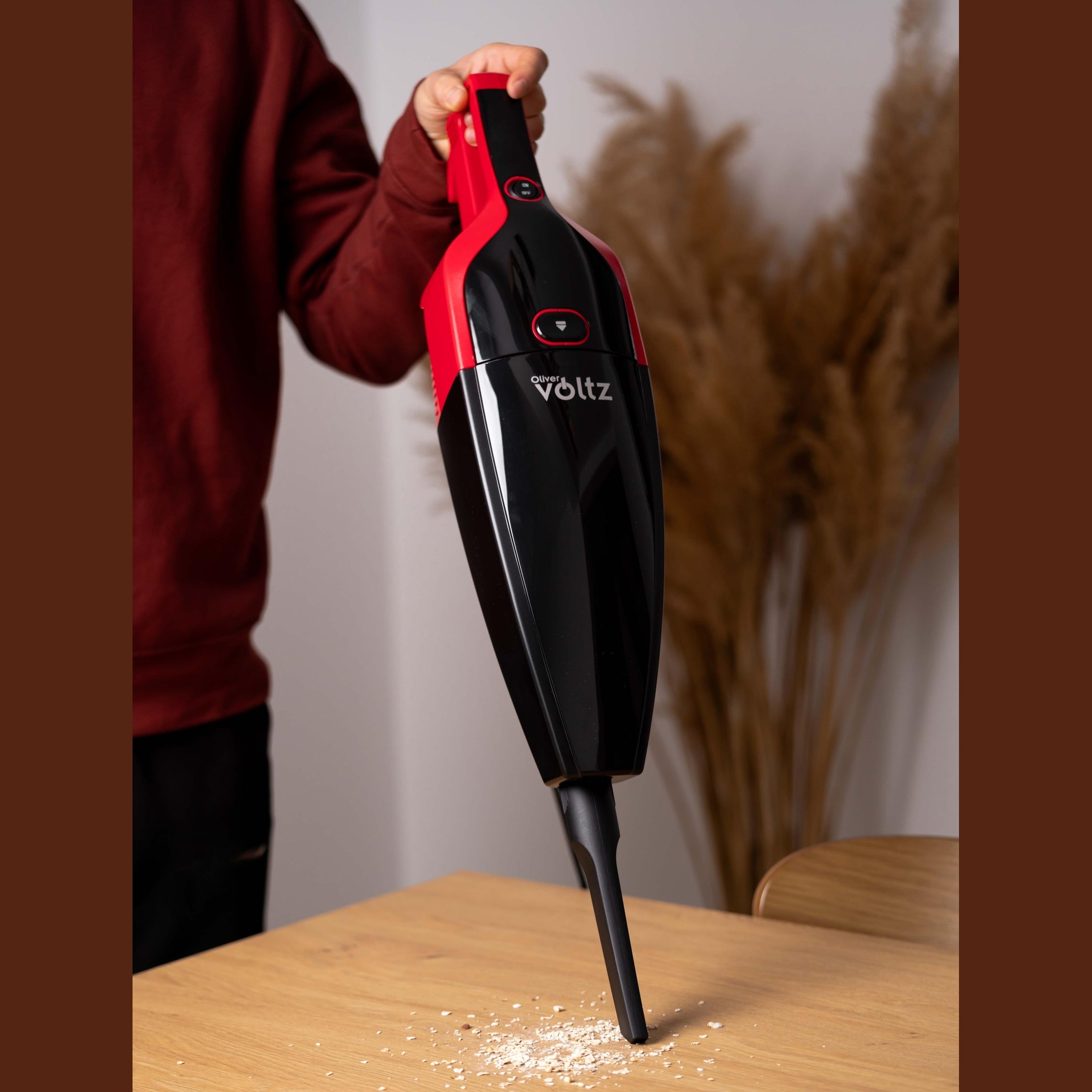 Aspirator vertical 2 in 1 Rosu, 800W, Oliver Voltz