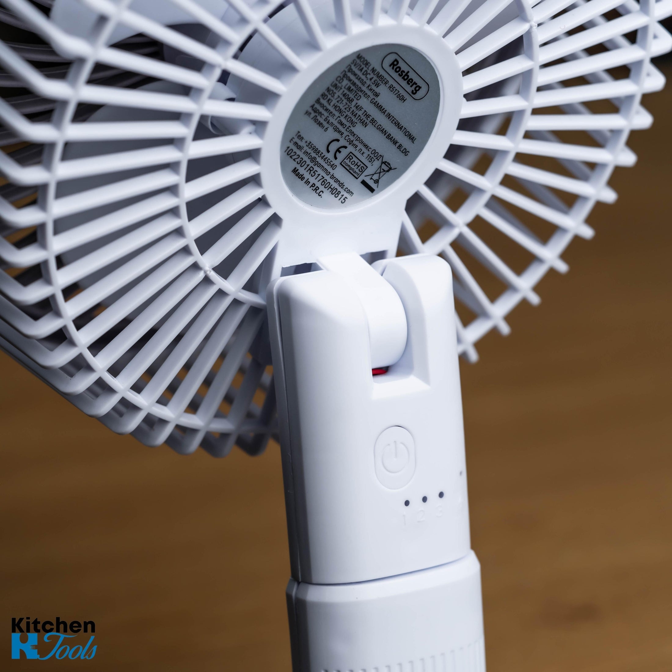 Ventilator portabil pentru birou Rosberg alb