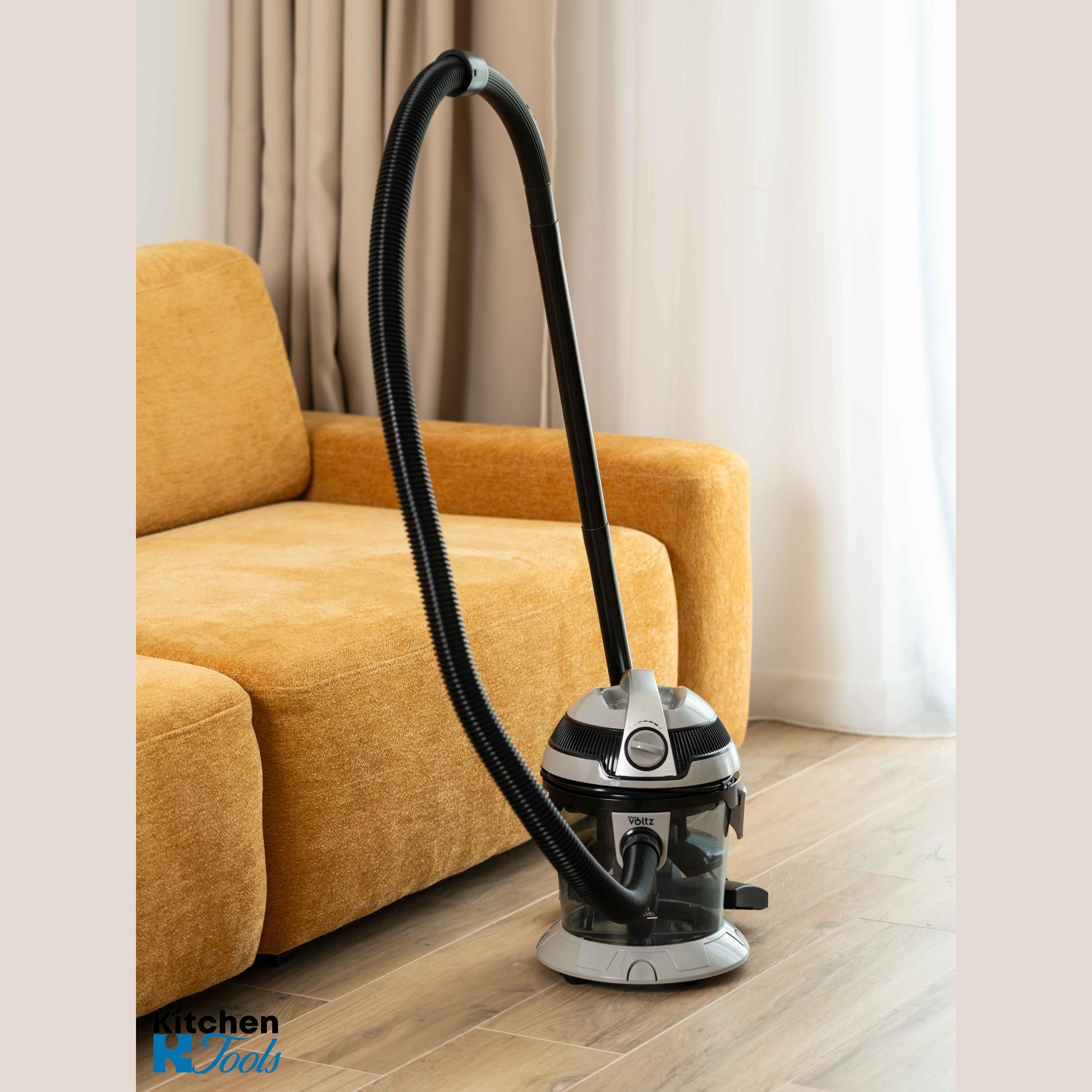 Aspirator Oliver Voltz cu Filtrare Apa, Gri
