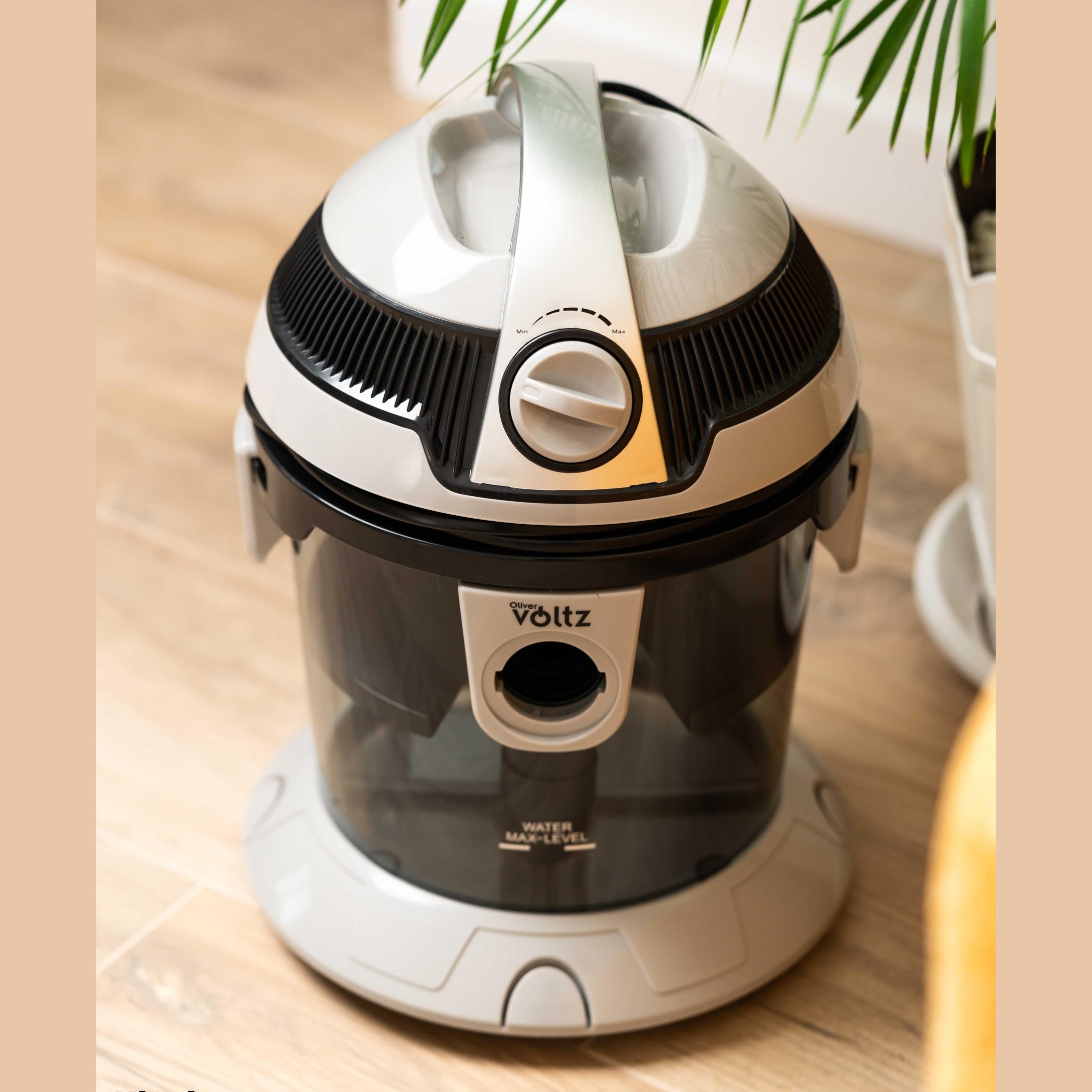 Aspirator Oliver Voltz cu Filtrare Apa, Gri