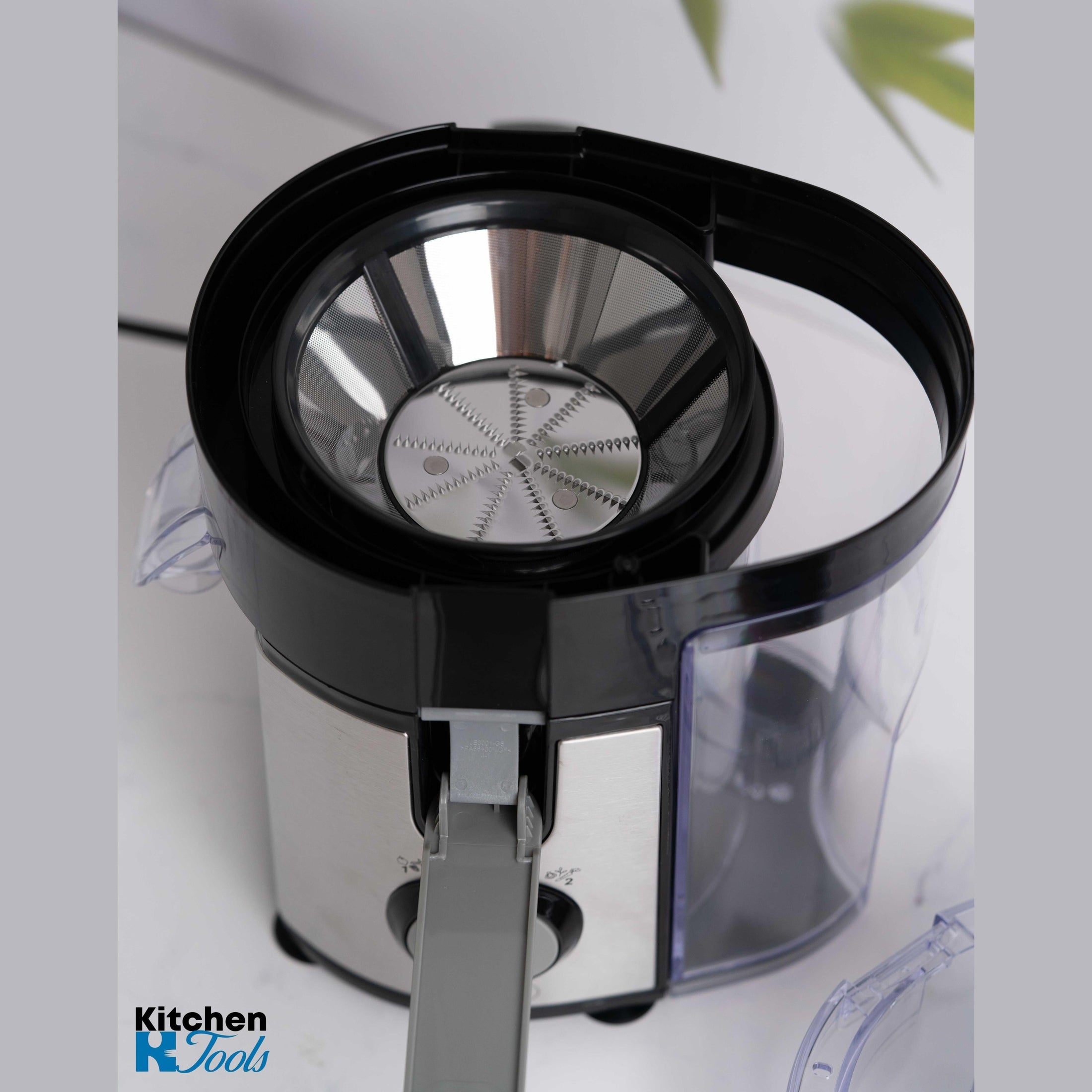 Storcător Rosberg fructe/legume, 600W, Negru/Inox