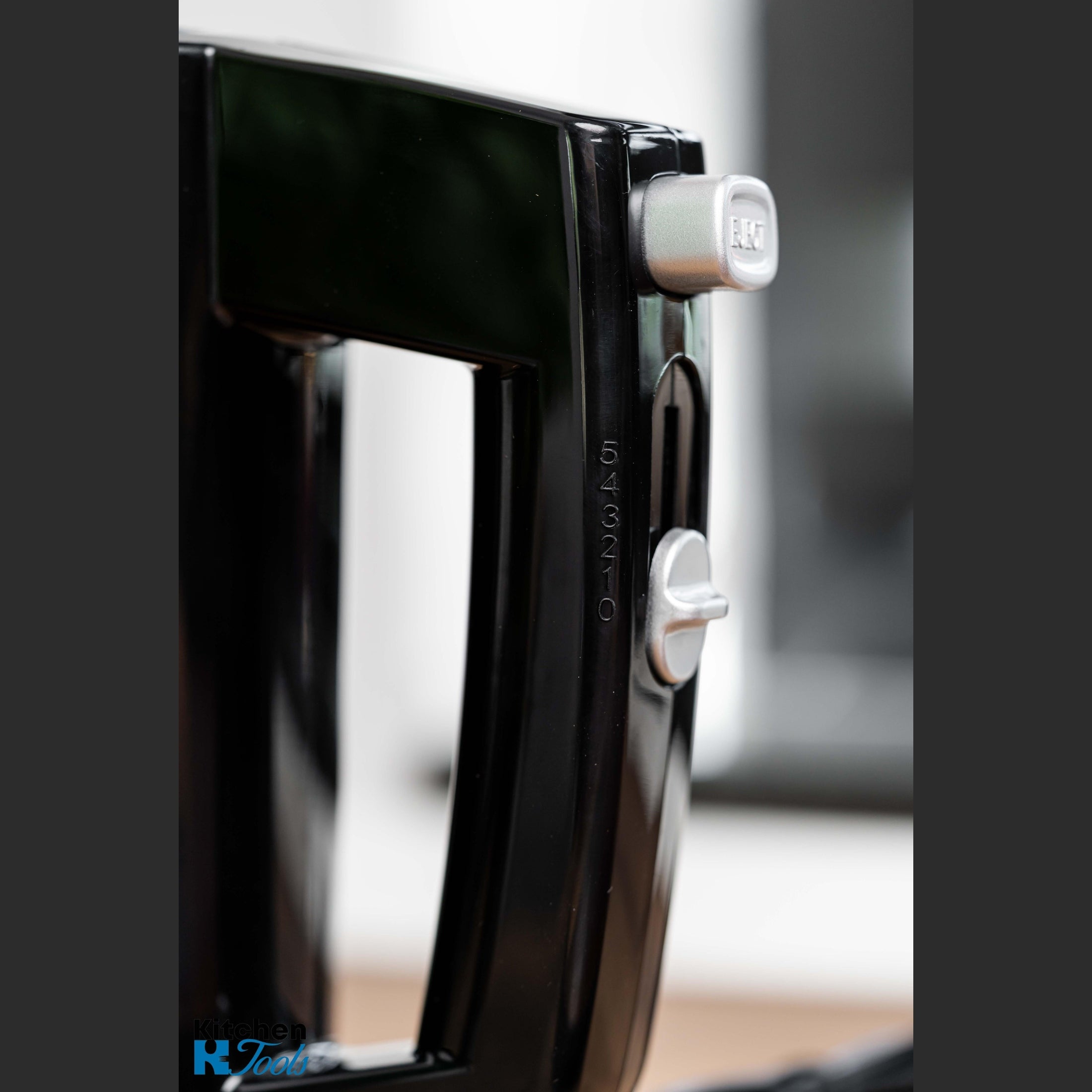 Mixer Rosberg, Negru/Argintiu, cu suport și accesorii