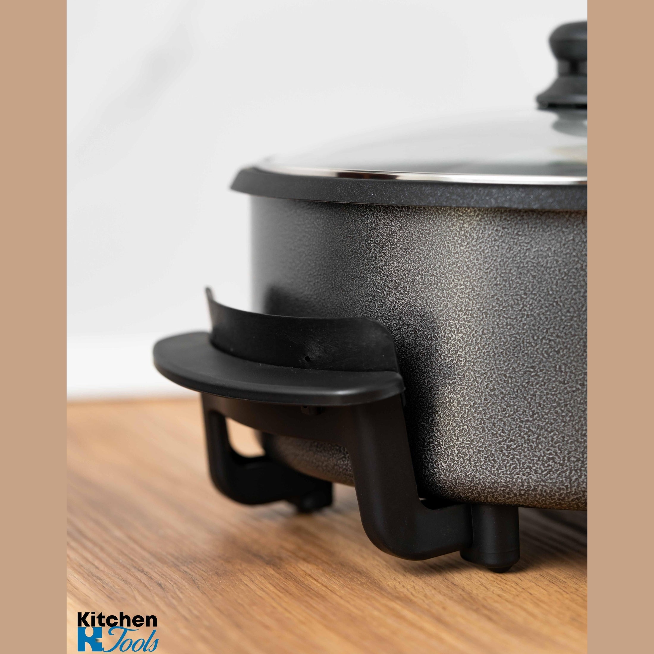 Cratita electrica Rosberg 1500W cu capac sticla