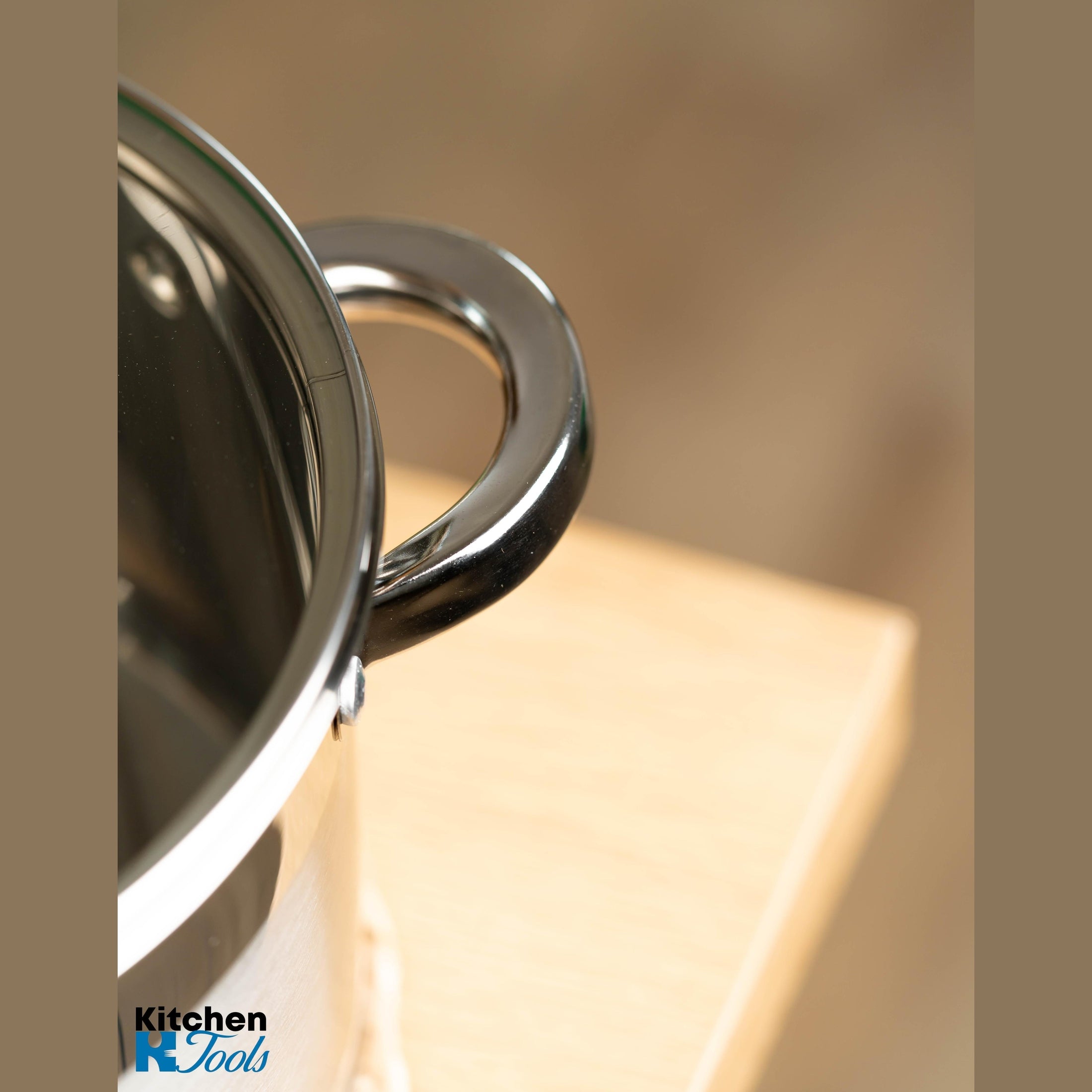 Cratiță inox Bohmann cu capac 3.7L