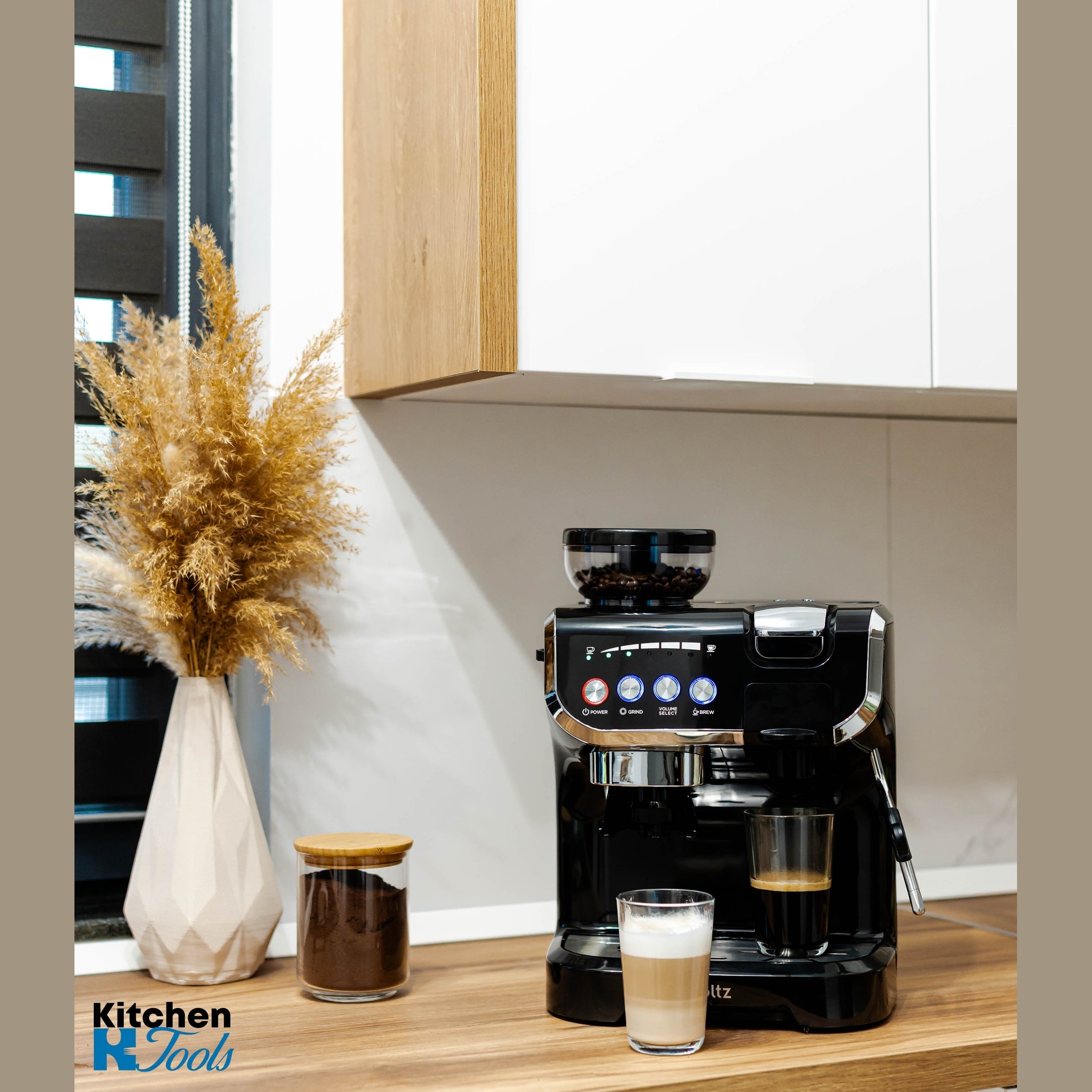 Espressor Oliver Voltz cu spumare și 5 adaptoare capsule