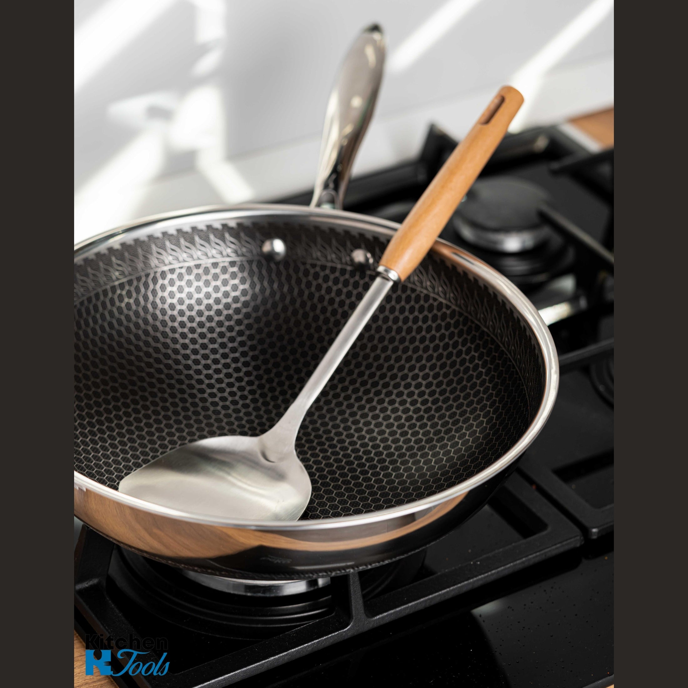 Tigaie wok FusionHex Pro II, 28cm, cu capac inclus