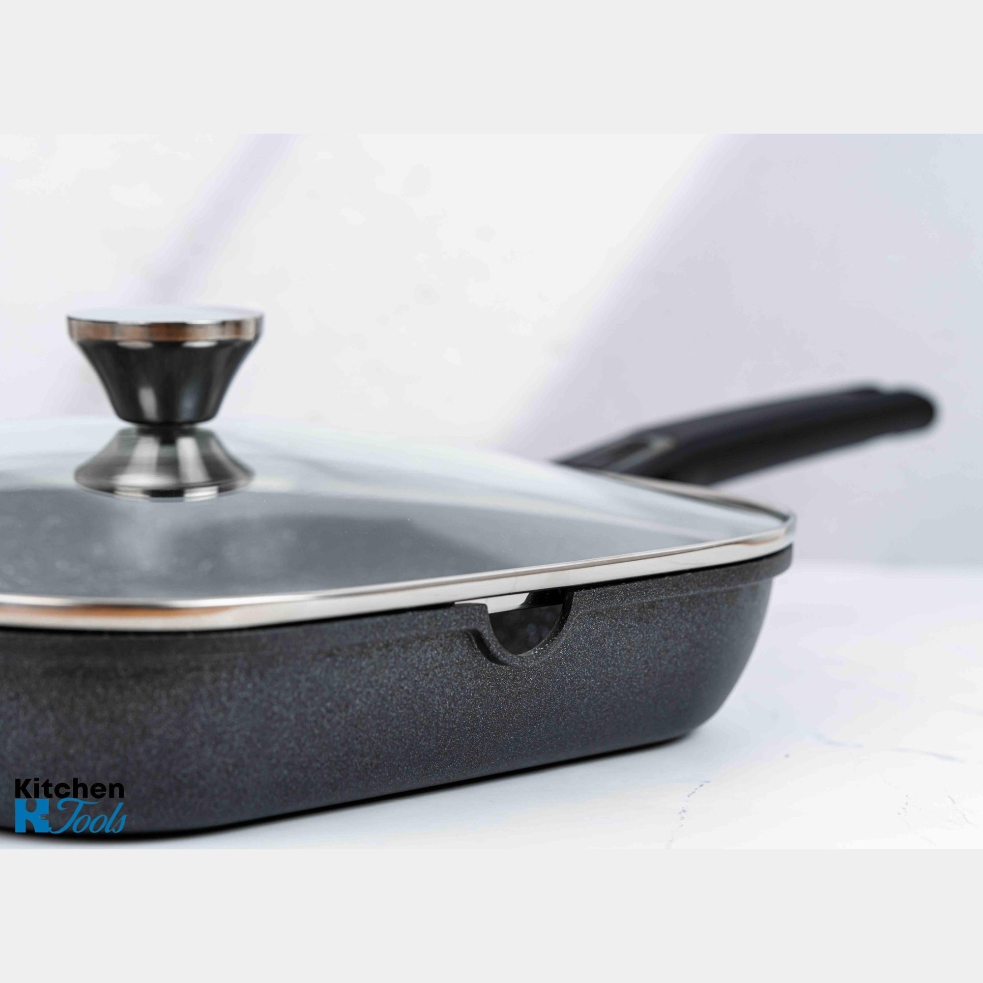 Tigaie grill cu maner detasabil, 28cm, aluminiu turnat, Goldmann, suprafata antiaderenta, inclusiv inductie