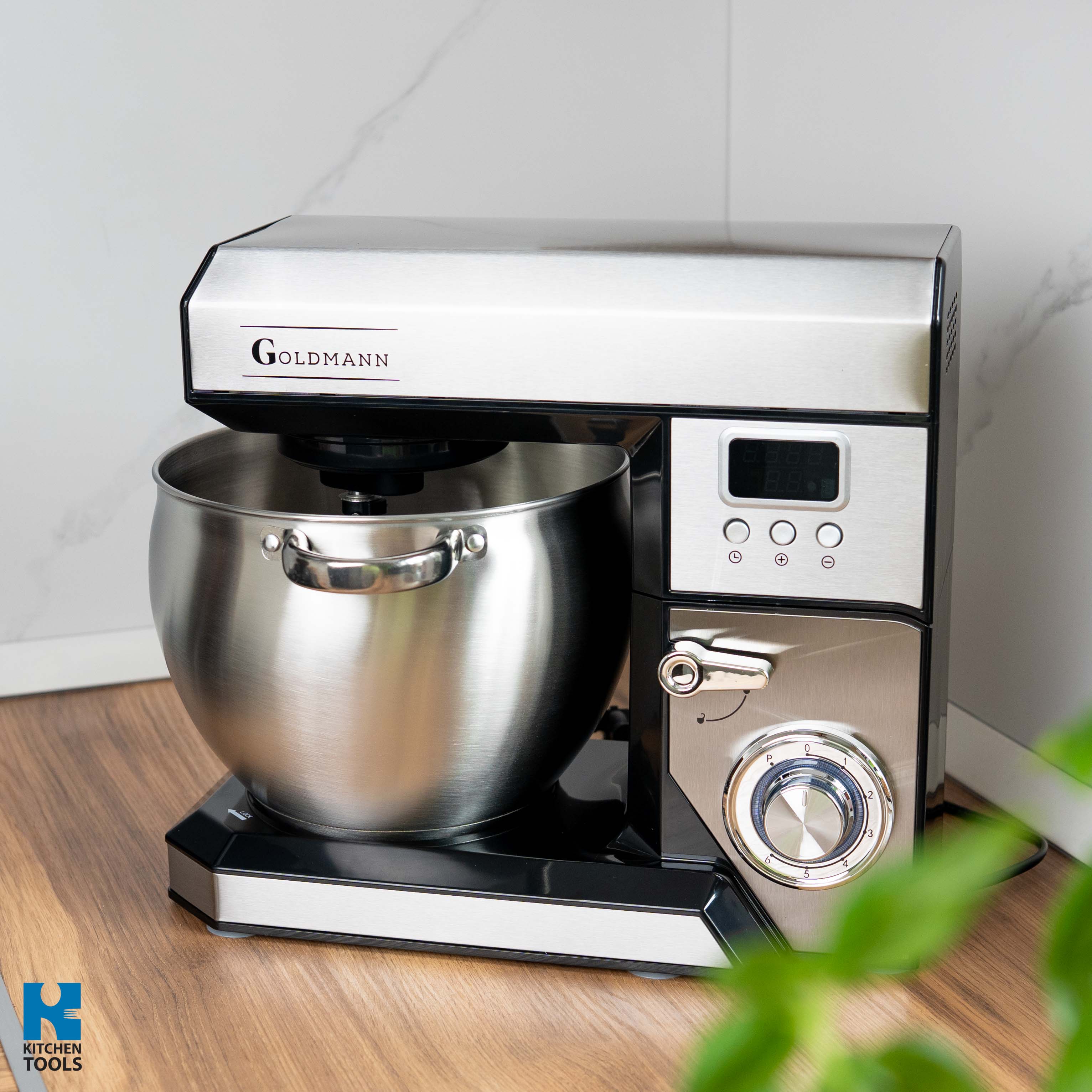 Mixer planetar, 2200 W, Bol 8.5 L Inox, 5 Accesorii, 6 Viteze, Timer/Cronometru, Angrenaje metalice, Carcasa inox, GOLDMANN, Gri