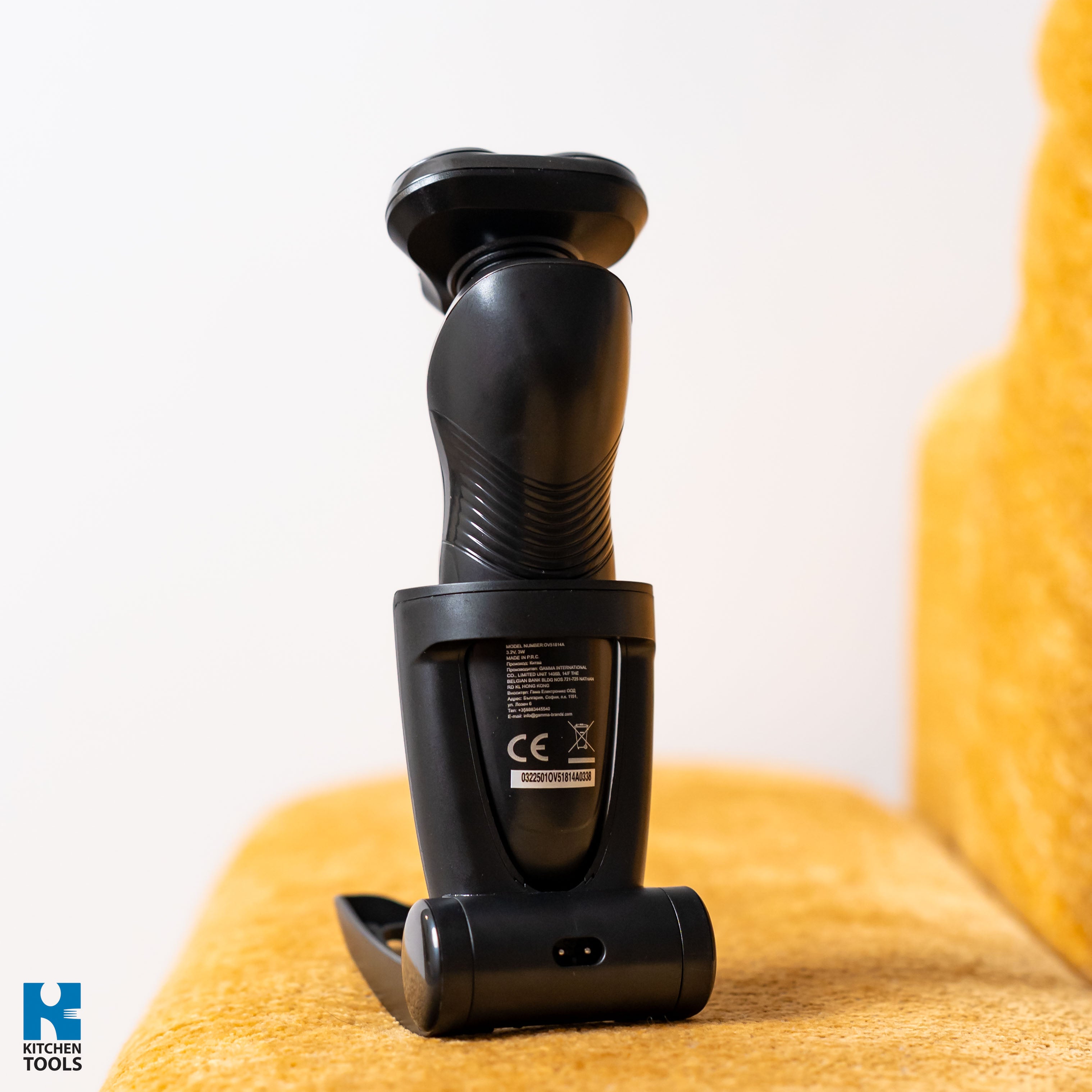 Aparat de ras cu acumulator Voltz, IPX4, 8500 rpm, 3 capete, incarcare USB, Negru